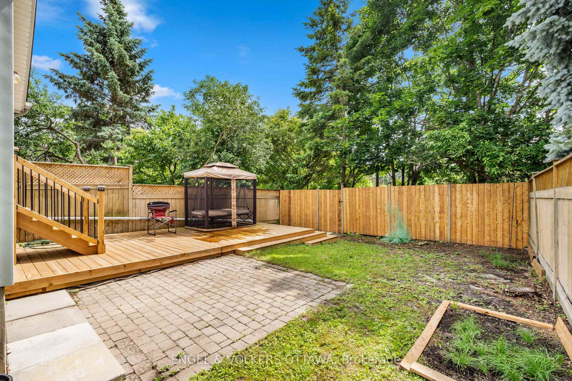 Photo 33 of 18 Cambray Lane, Ottawa, Kanata - Beaverbrook — HOMEH
