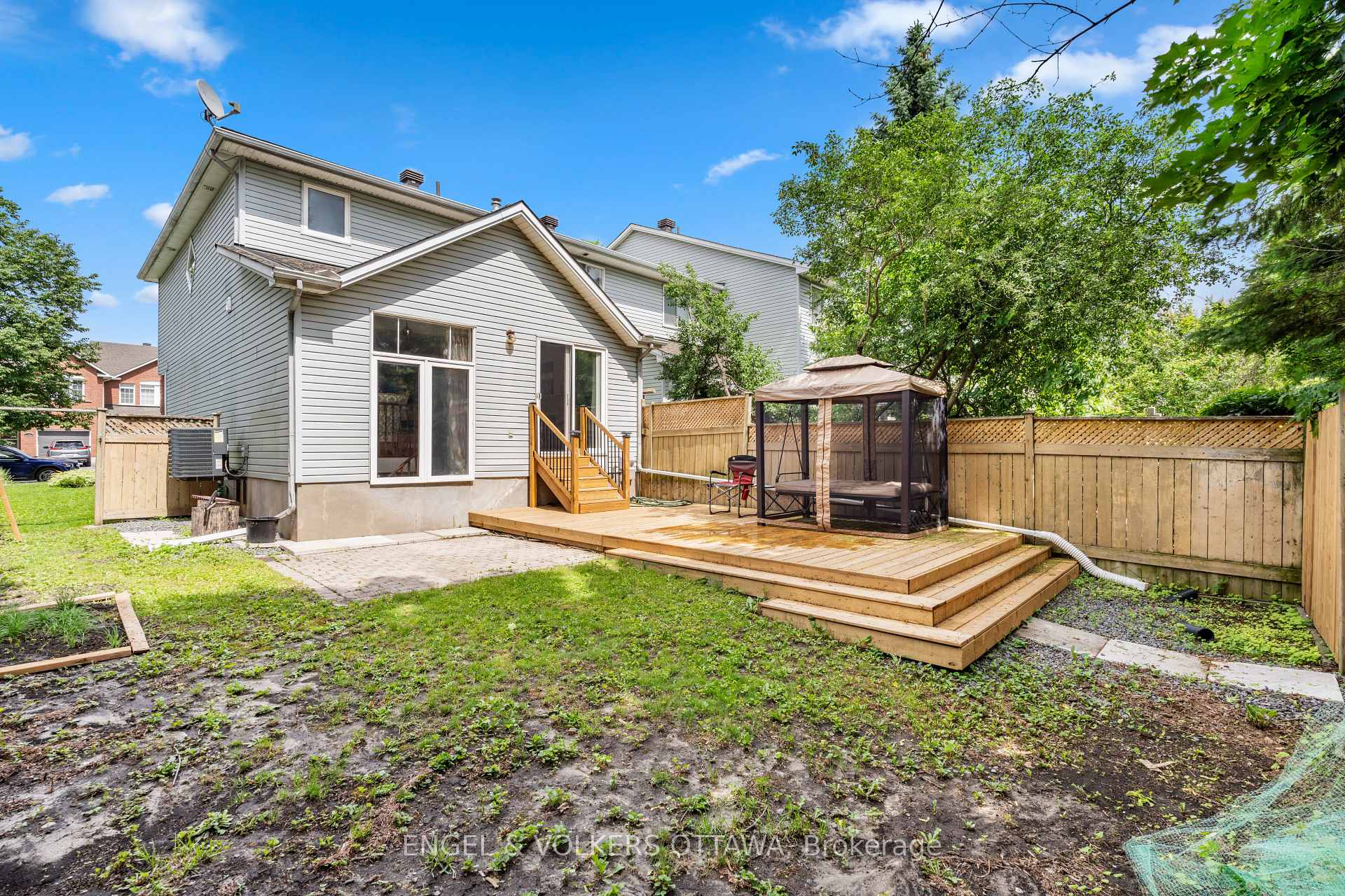 Photo 35 of 18 Cambray Lane, Ottawa, Kanata - Beaverbrook — HOMEH