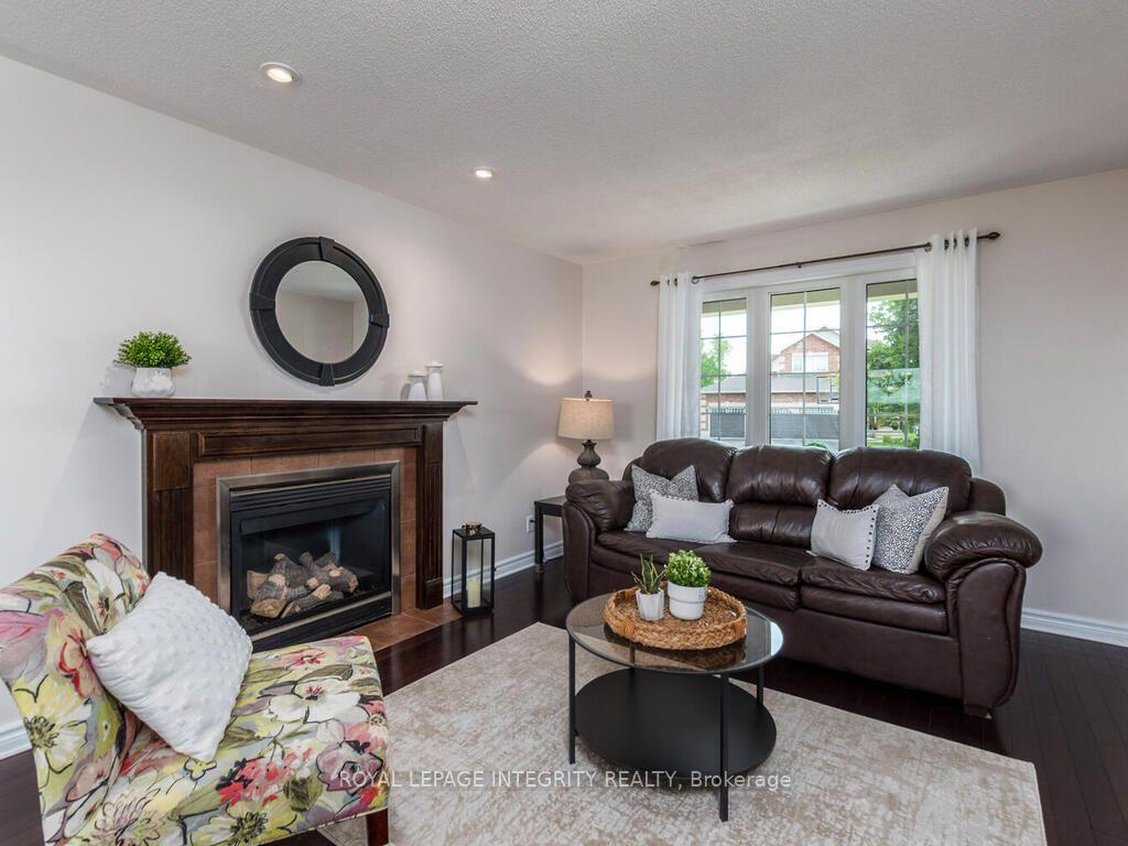 Photo 4 of 111 Comba Drive, Carleton Place, Carleton Place — HOMEH