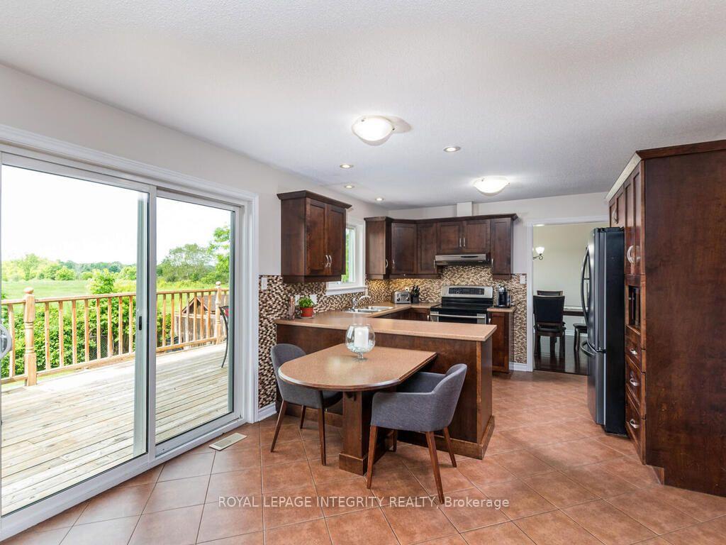 Photo 9 of 111 Comba Drive, Carleton Place, Carleton Place — HOMEH