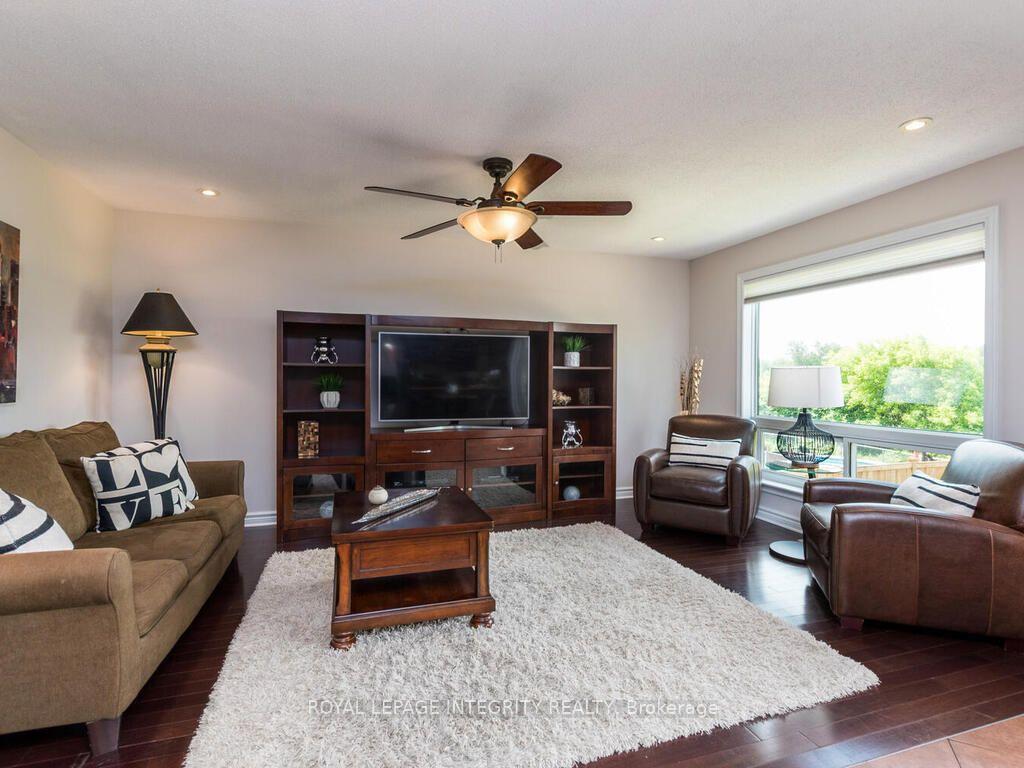 Photo 14 of 111 Comba Drive, Carleton Place, Carleton Place — HOMEH