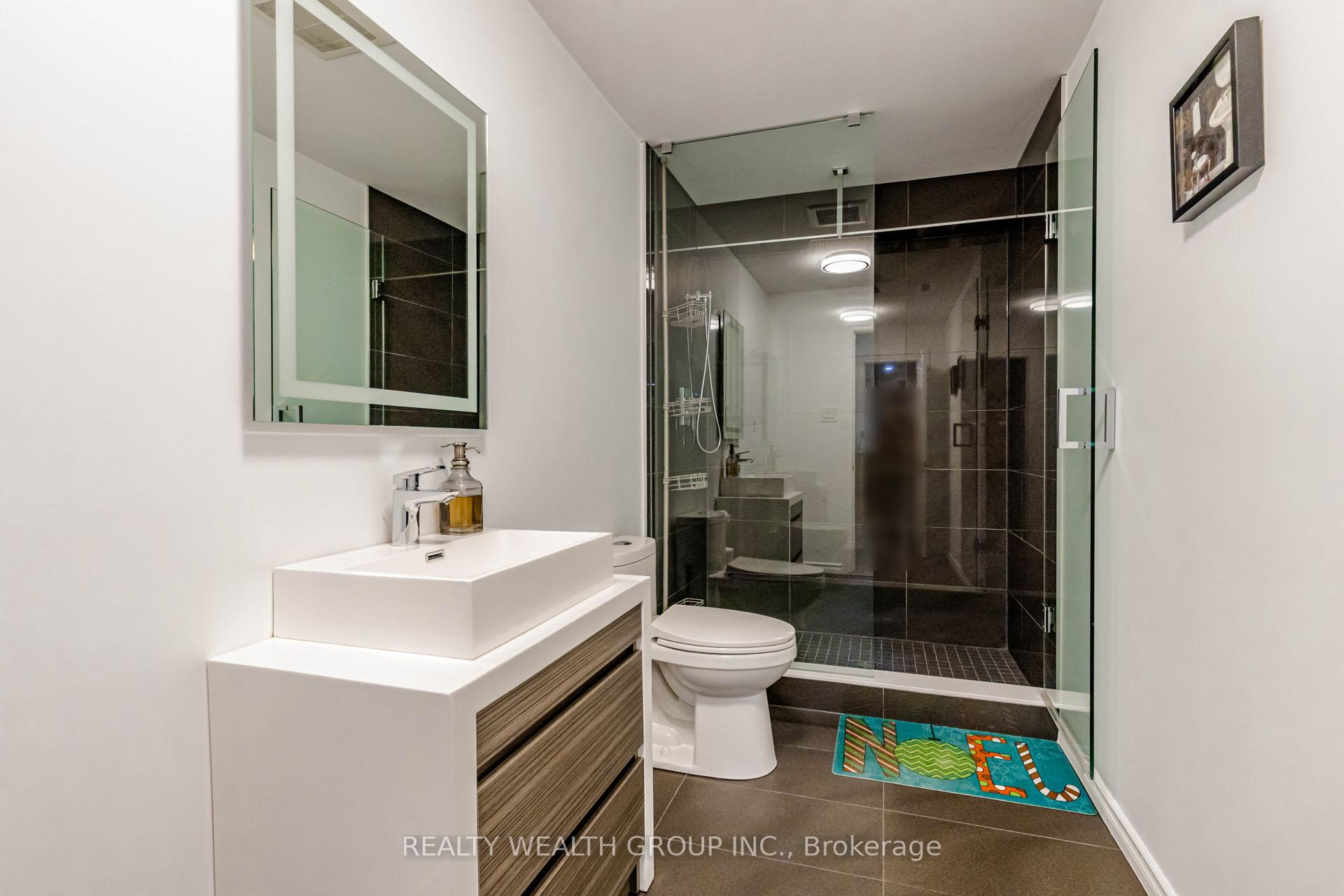Photo 33 of 688 Antigua Crescent, Oshawa, Northglen — HOMEH