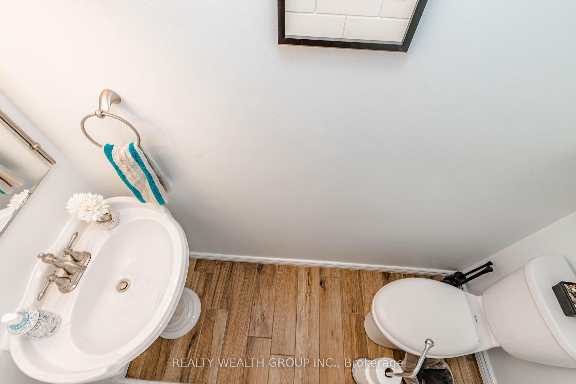 Photo 34 of 688 Antigua Crescent, Oshawa, Northglen — HOMEH