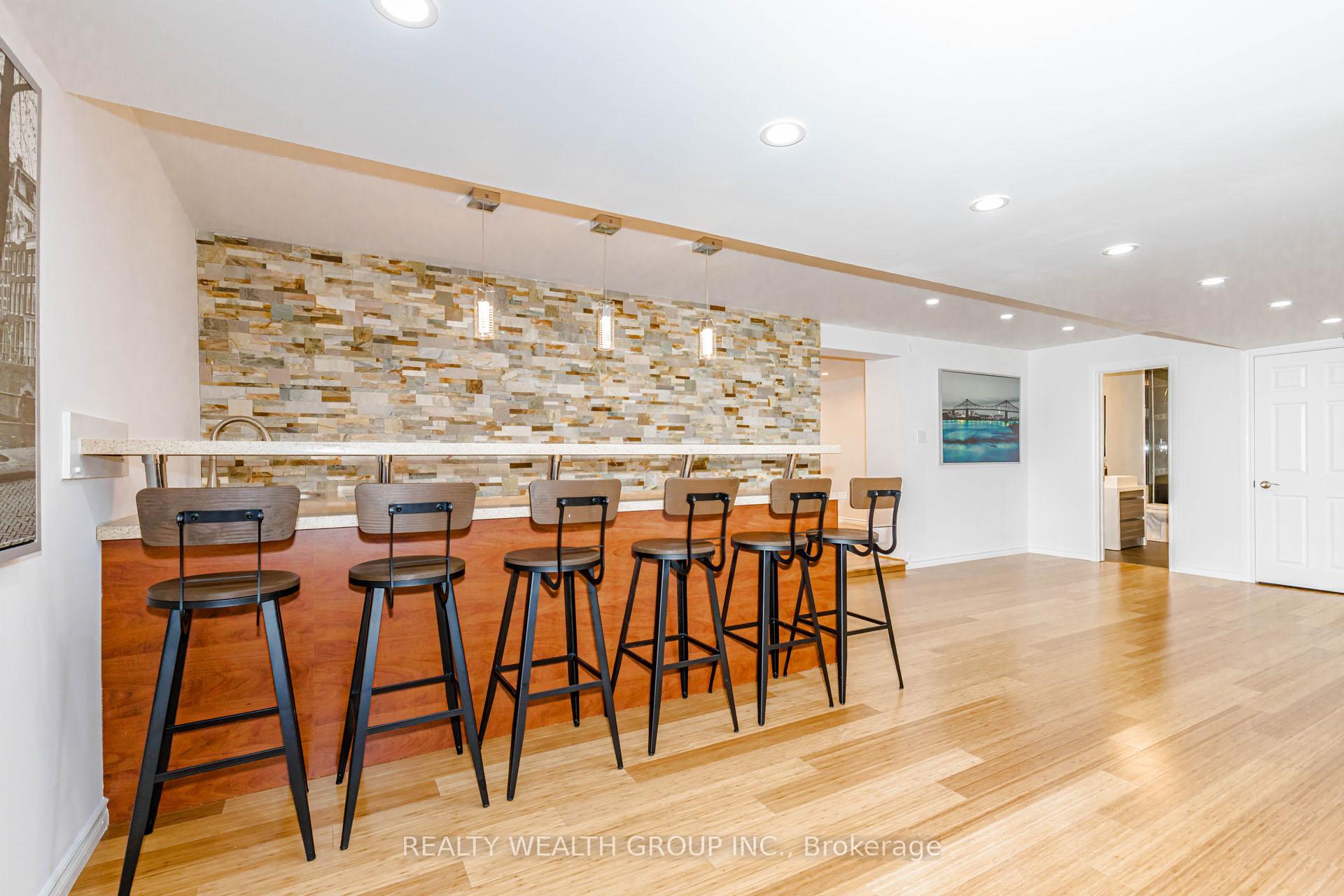 Photo 36 of 688 Antigua Crescent, Oshawa, Northglen — HOMEH