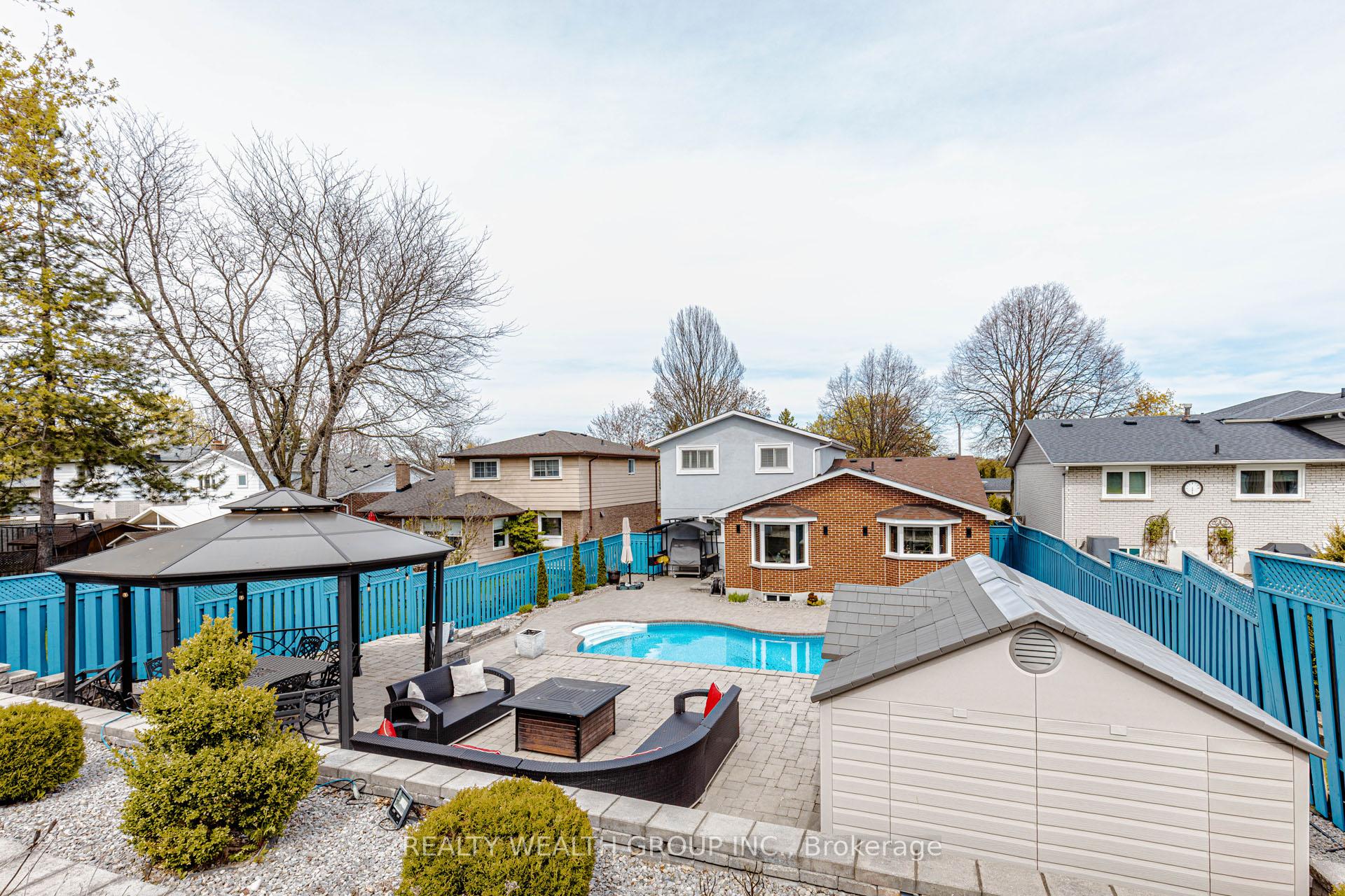 Photo 40 of 688 Antigua Crescent, Oshawa, Northglen — HOMEH