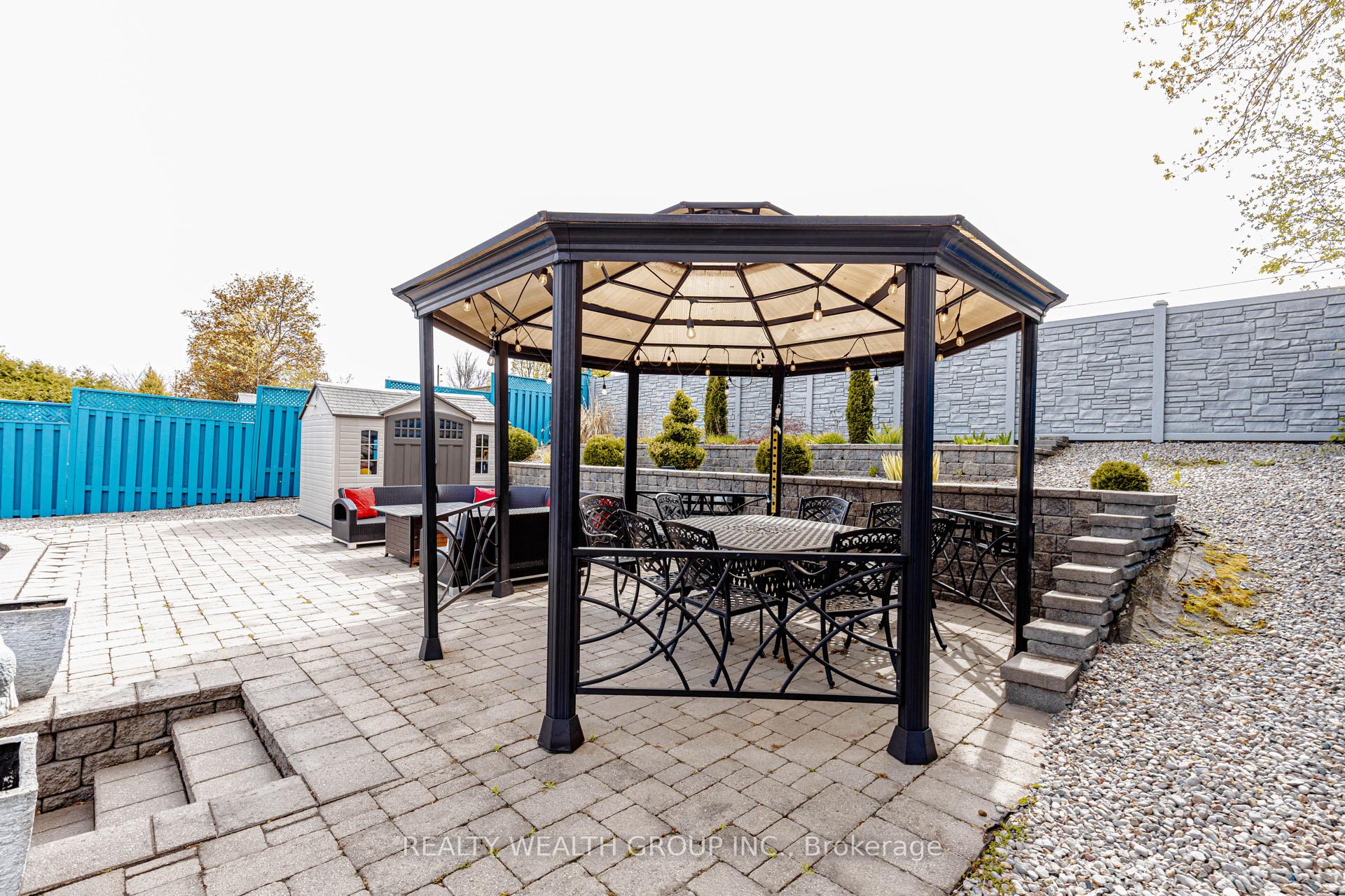 Photo 41 of 688 Antigua Crescent, Oshawa, Northglen — HOMEH