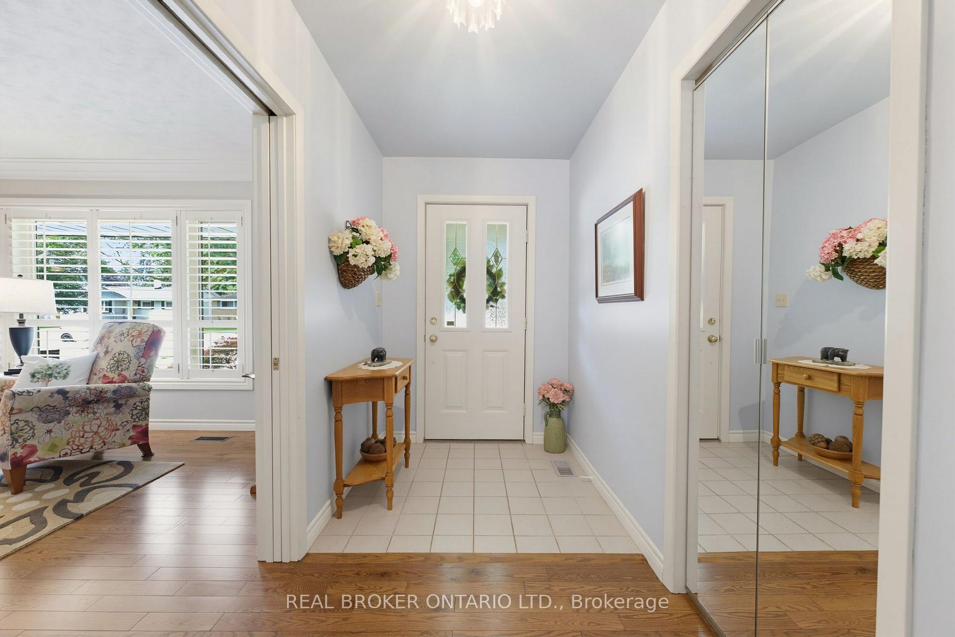 Photo 5 of 13 Bluebird Place, Woolwich, Elmira — HOMEH