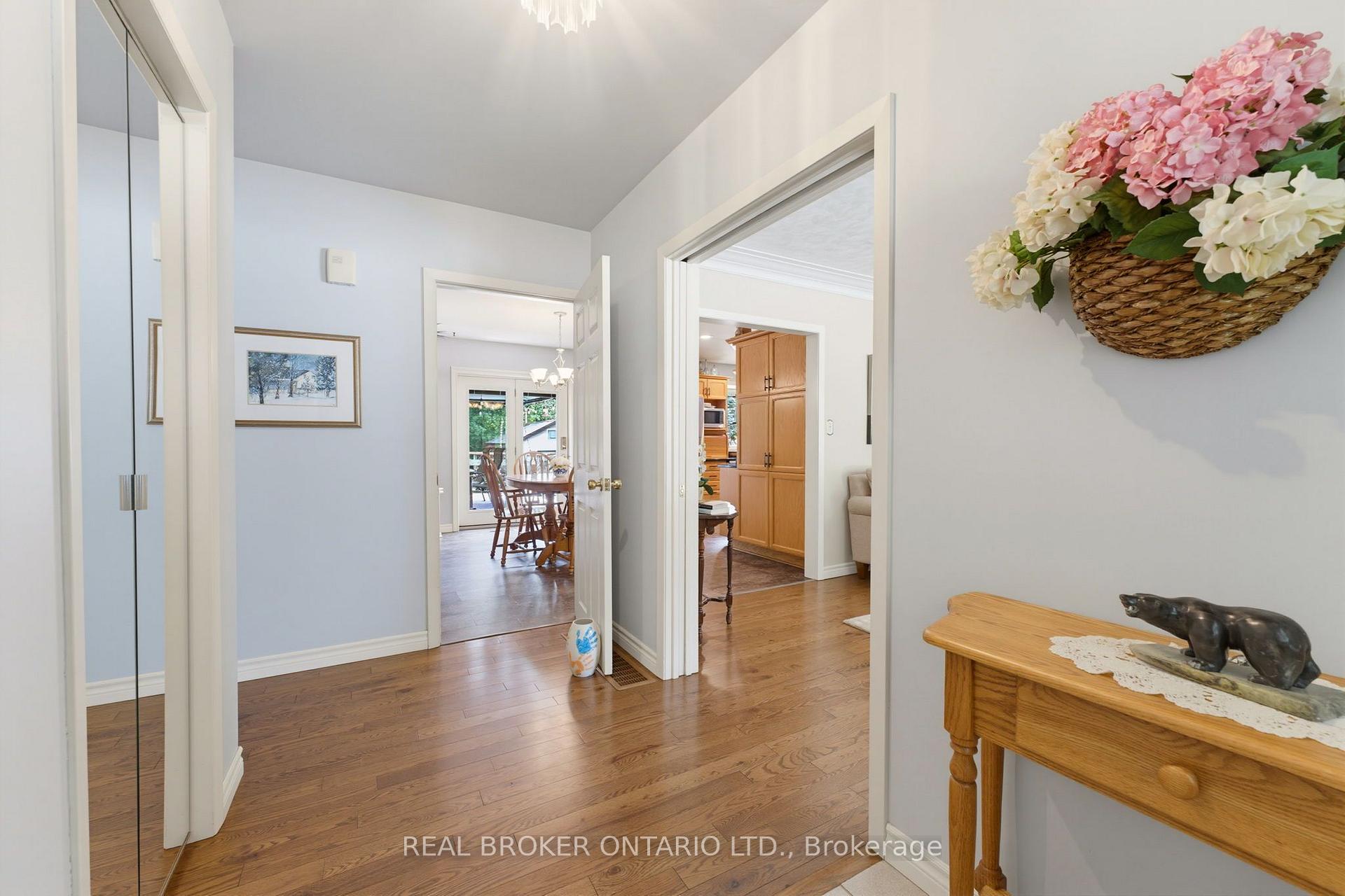 Photo 6 of 13 Bluebird Place, Woolwich, Elmira — HOMEH