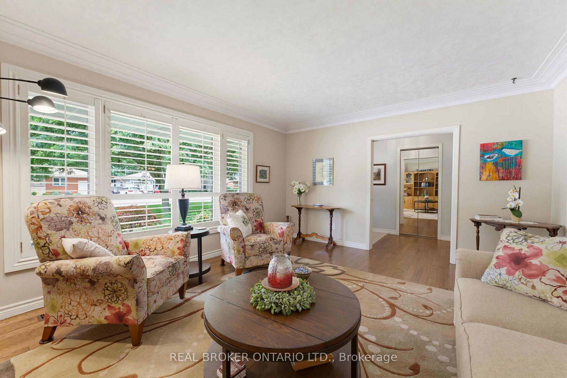 Photo 8 of 13 Bluebird Place, Woolwich, Elmira — HOMEH