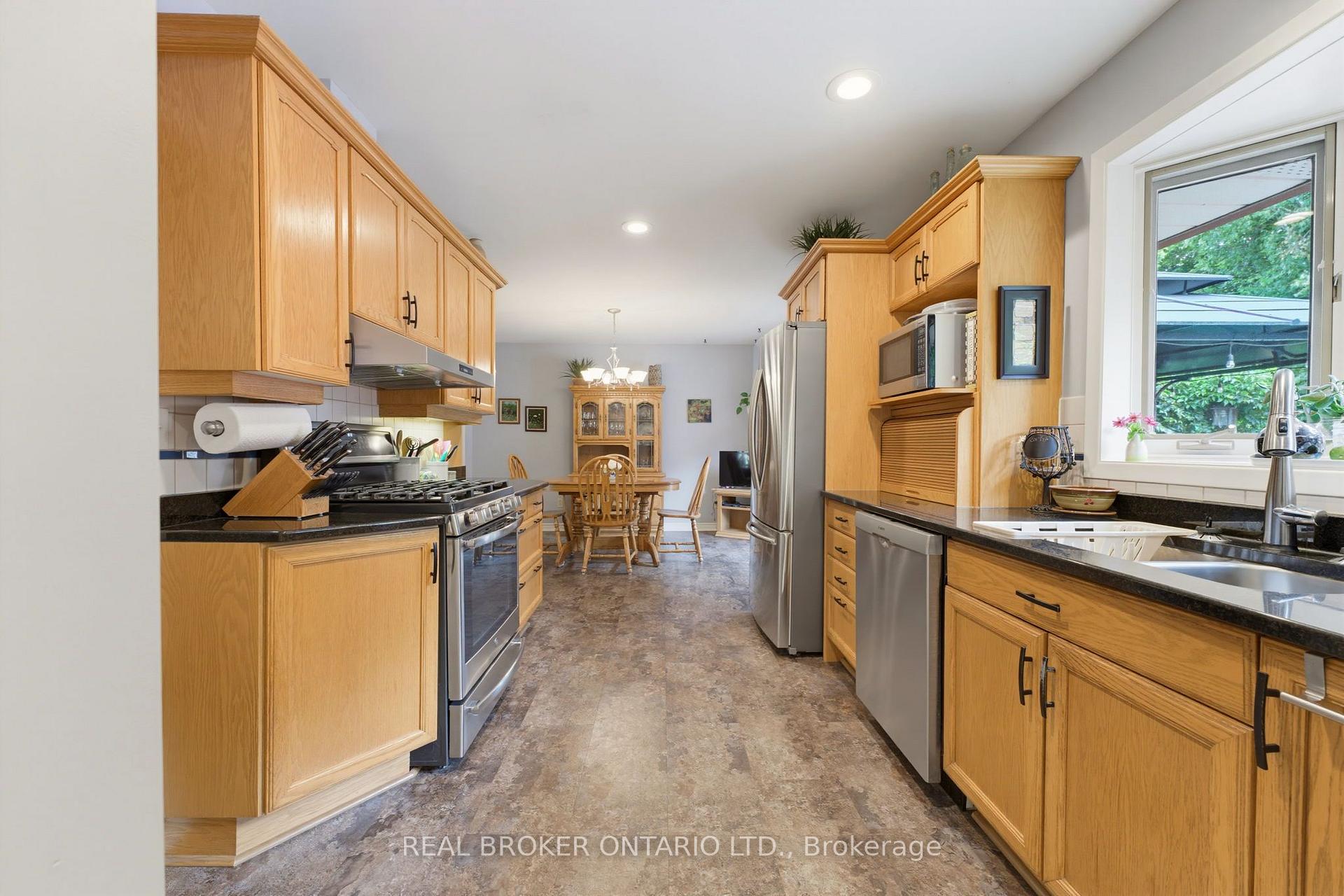 Photo 12 of 13 Bluebird Place, Woolwich, Elmira — HOMEH
