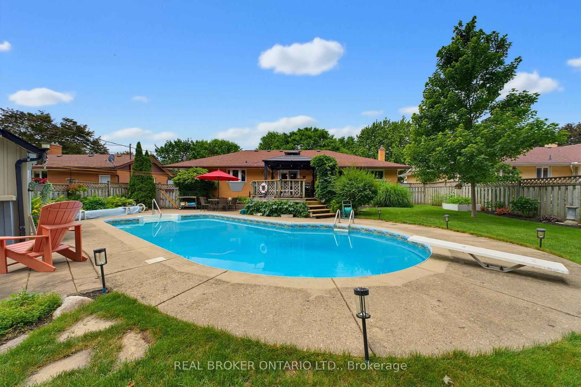 Photo 27 of 13 Bluebird Place, Woolwich, Elmira — HOMEH