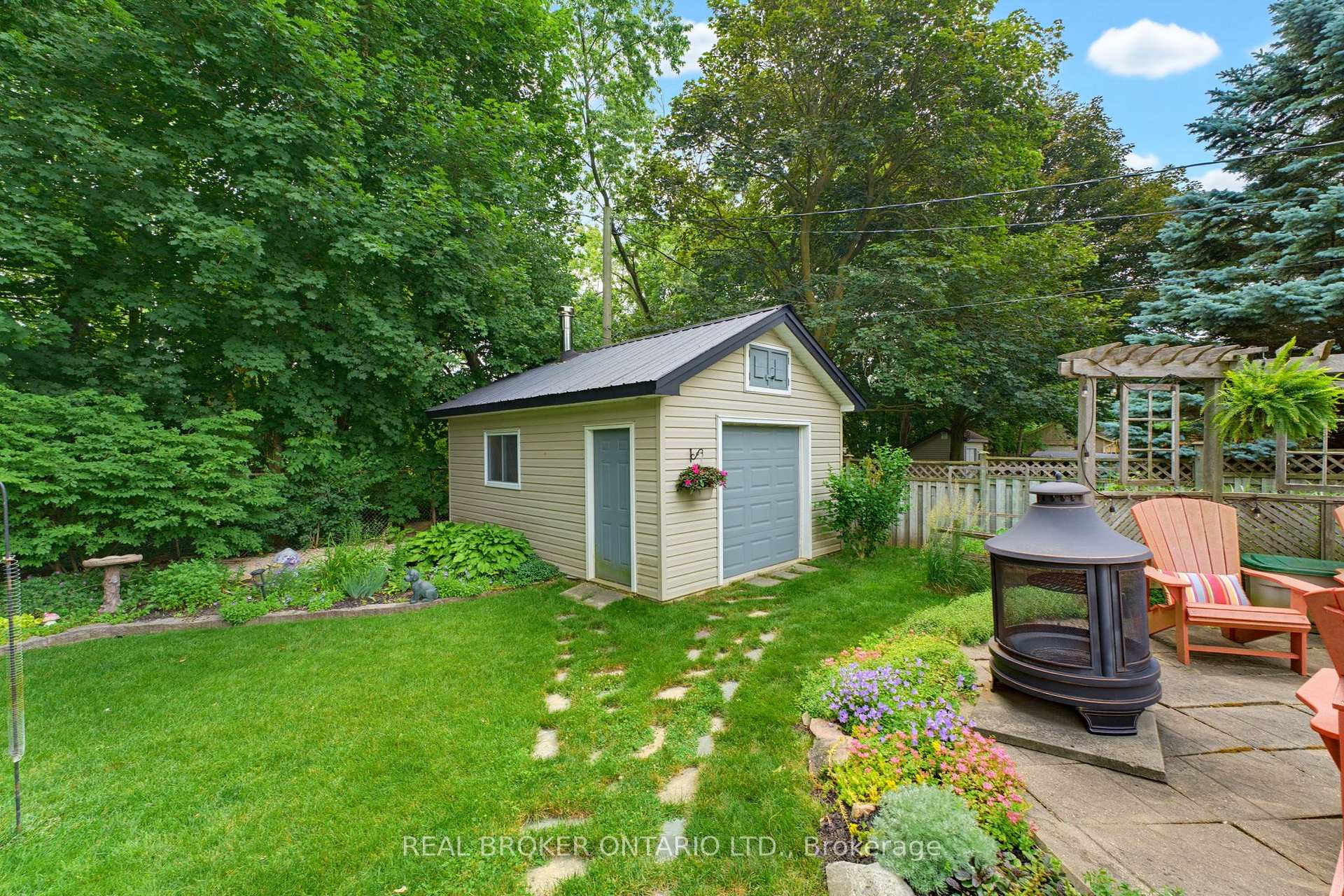 Photo 29 of 13 Bluebird Place, Woolwich, Elmira — HOMEH
