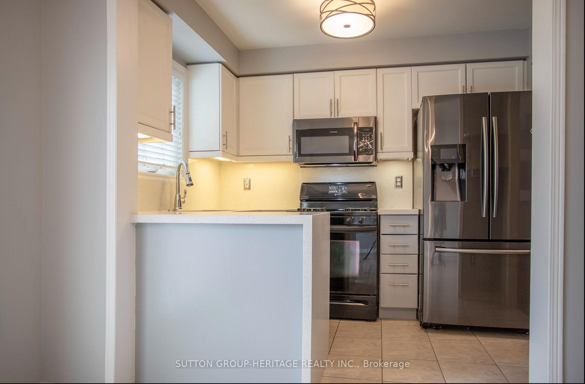 Photo 16 of 5 Davidson Street, Whitby, Williamsburg — HOMEH