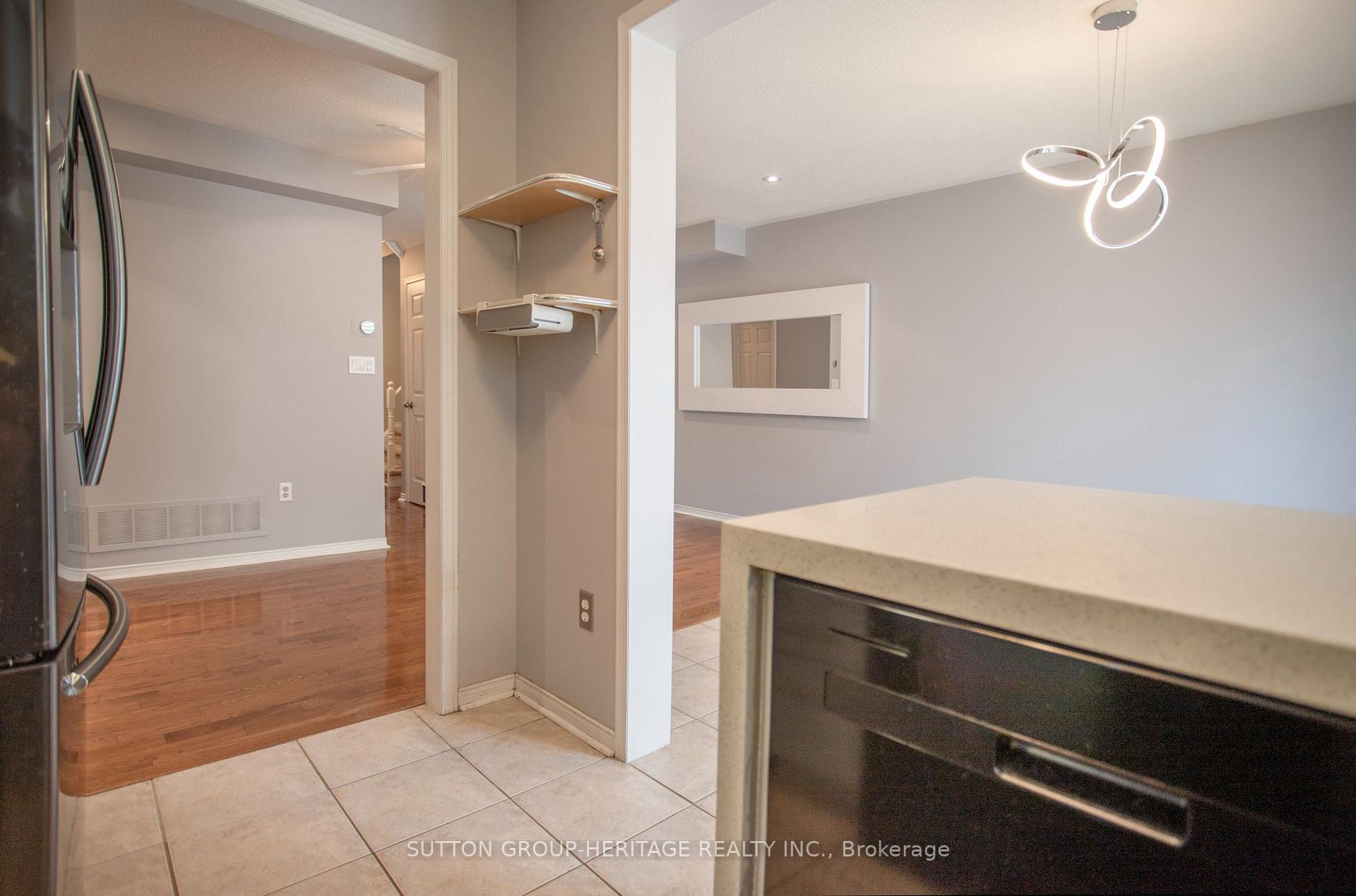 Photo 18 of 5 Davidson Street, Whitby, Williamsburg — HOMEH