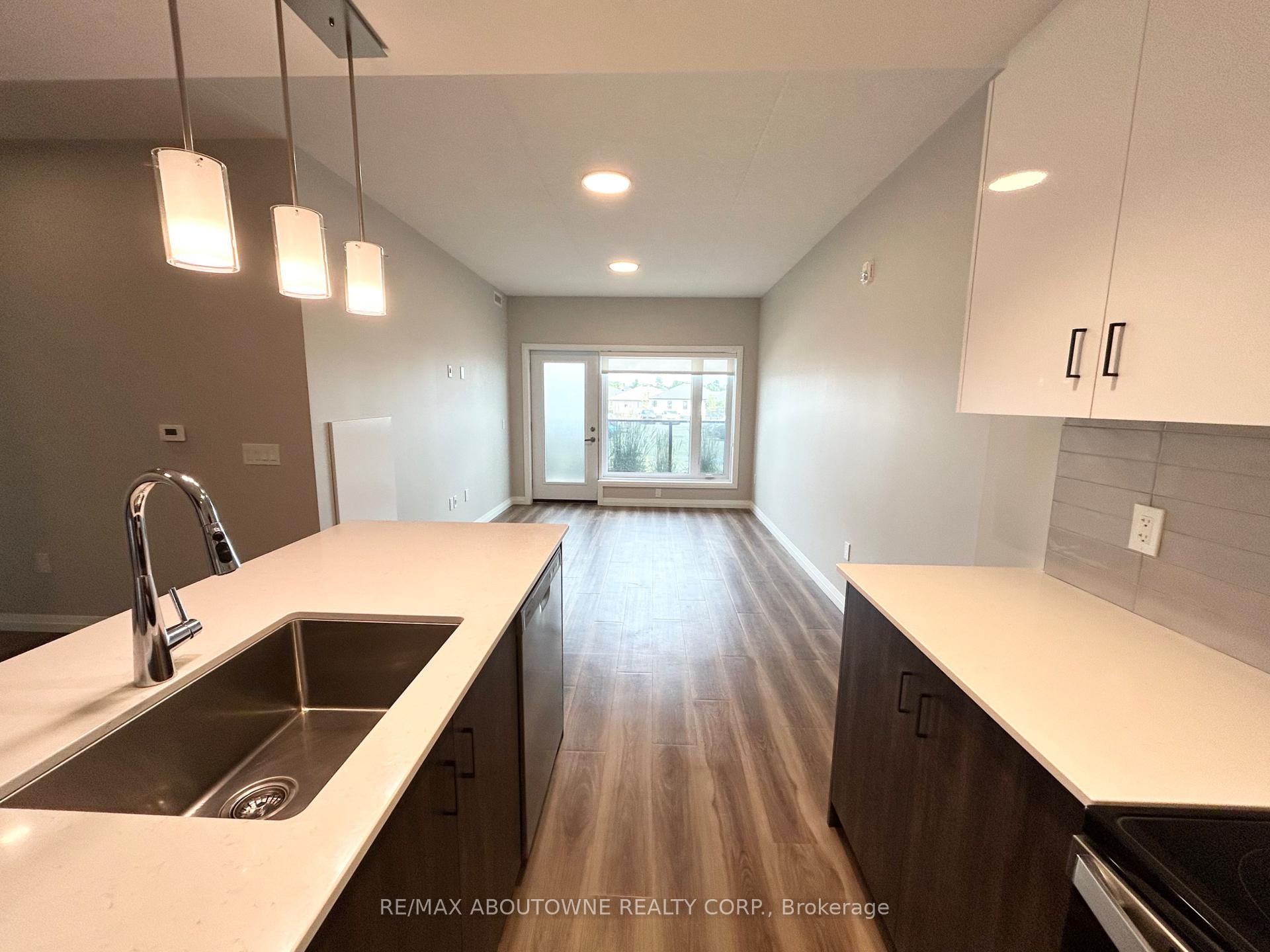 Photo 7 of Unit LL02, 28 Westhill Drive, Waterloo, Westvale — HOMEH