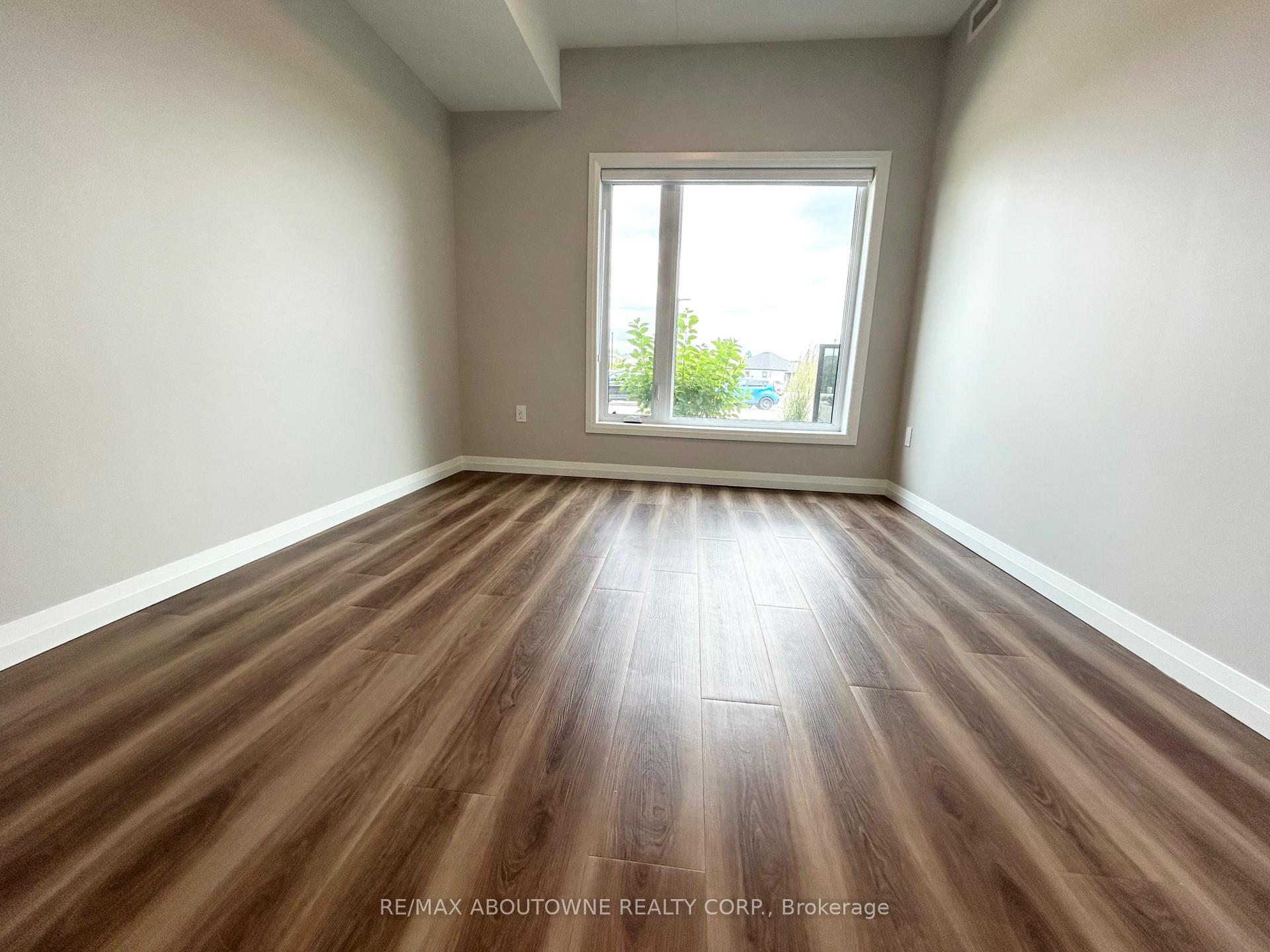 Photo 10 of Unit LL02, 28 Westhill Drive, Waterloo, Westvale — HOMEH
