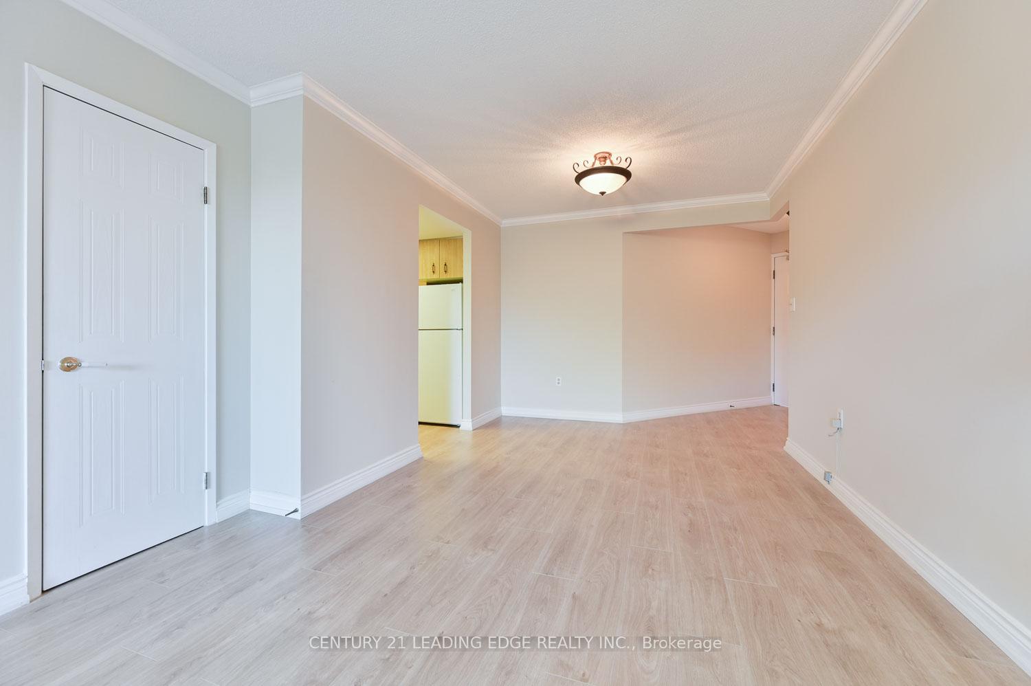 Photo 6 of Unit PH2, 100 Anna Russell Way, Markham, Unionville — HOMEH