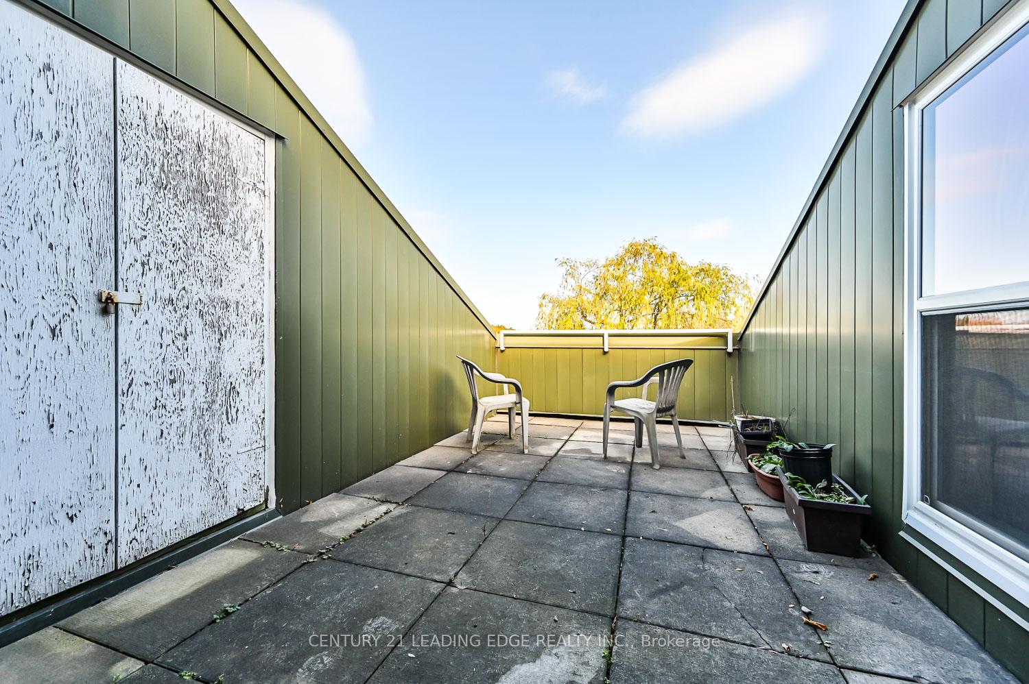 Photo 14 of Unit PH2, 100 Anna Russell Way, Markham, Unionville — HOMEH