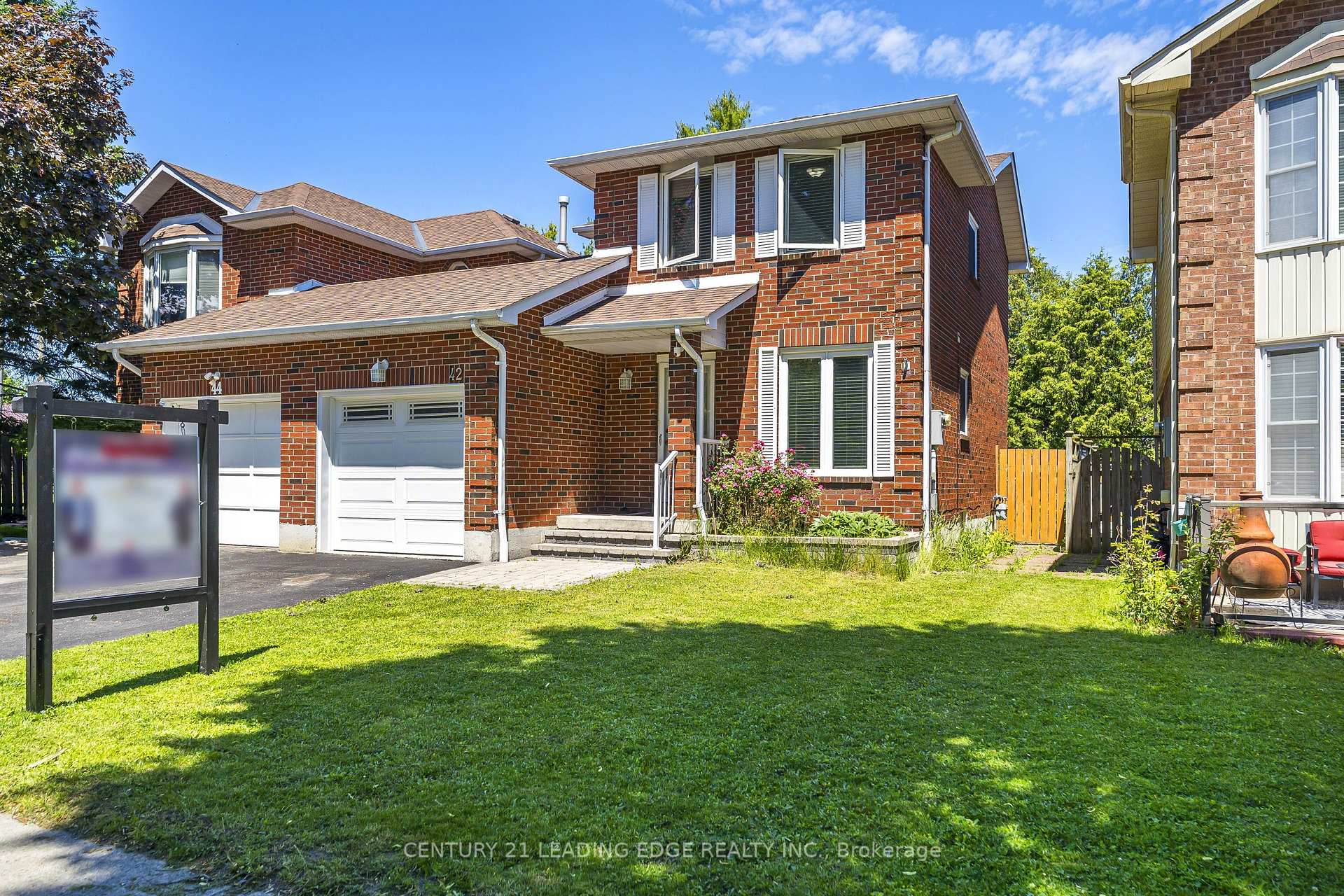 Photo 1 of 42 Hewitt Crescent, Ajax, South East — HOMEH