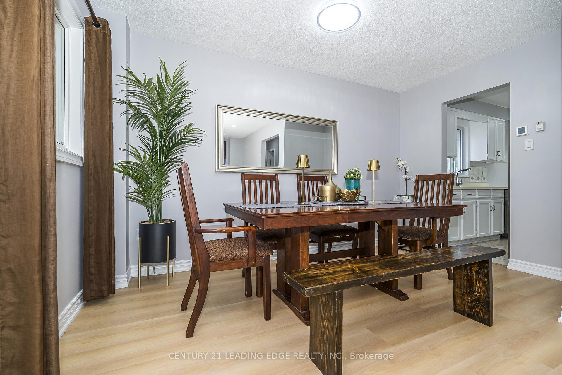 Photo 9 of 42 Hewitt Crescent, Ajax, South East — HOMEH