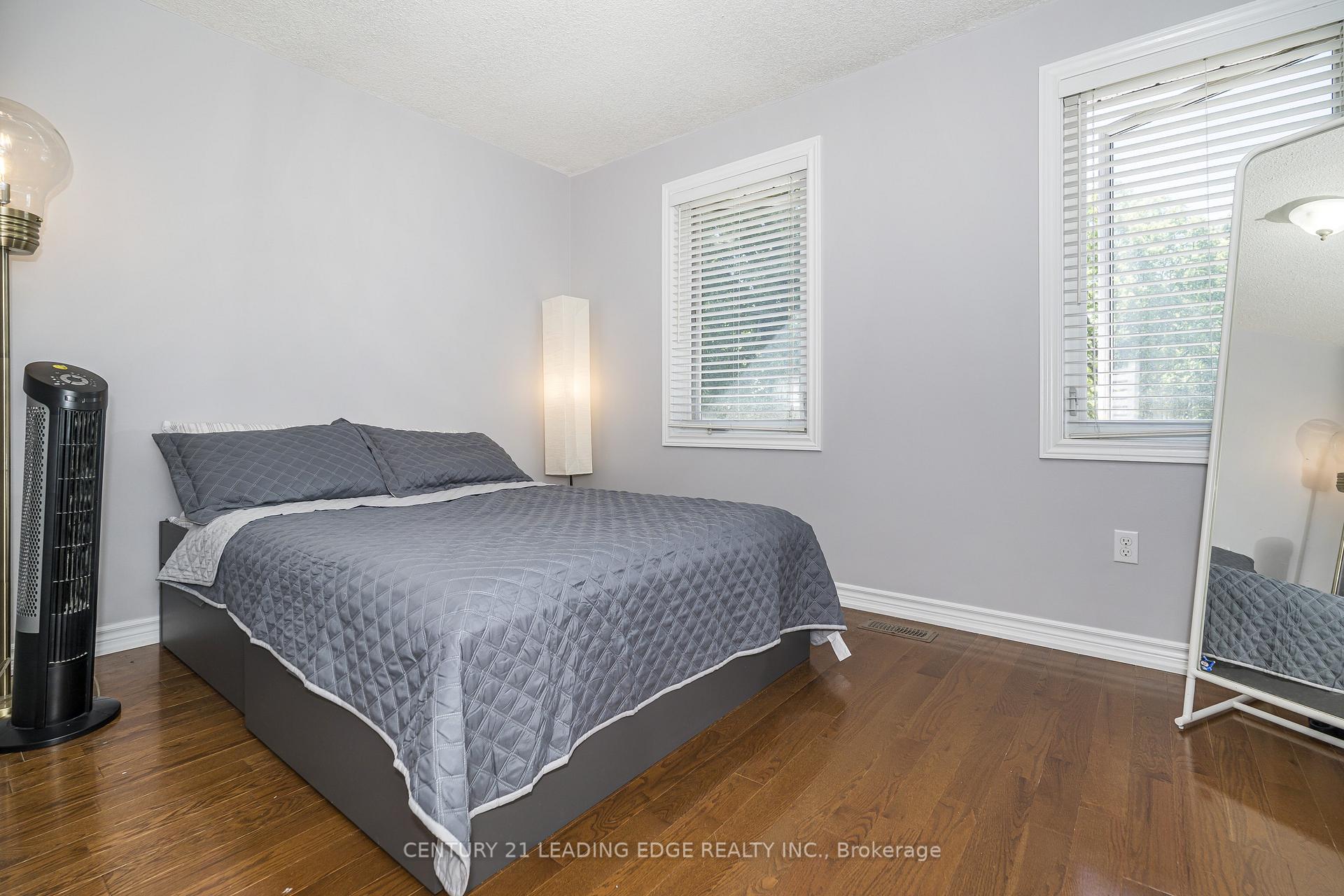 Photo 20 of 42 Hewitt Crescent, Ajax, South East — HOMEH