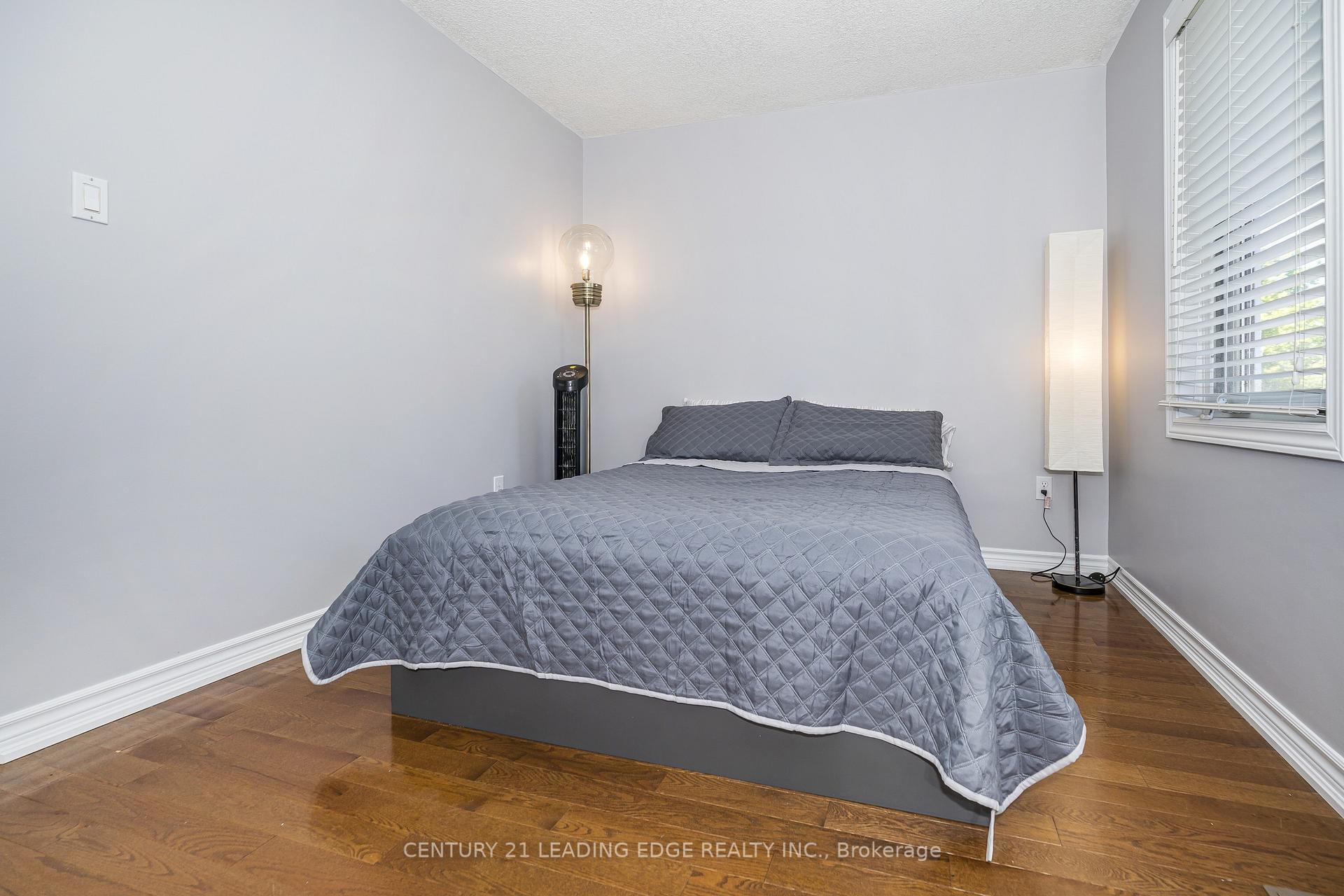 Photo 23 of 42 Hewitt Crescent, Ajax, South East — HOMEH