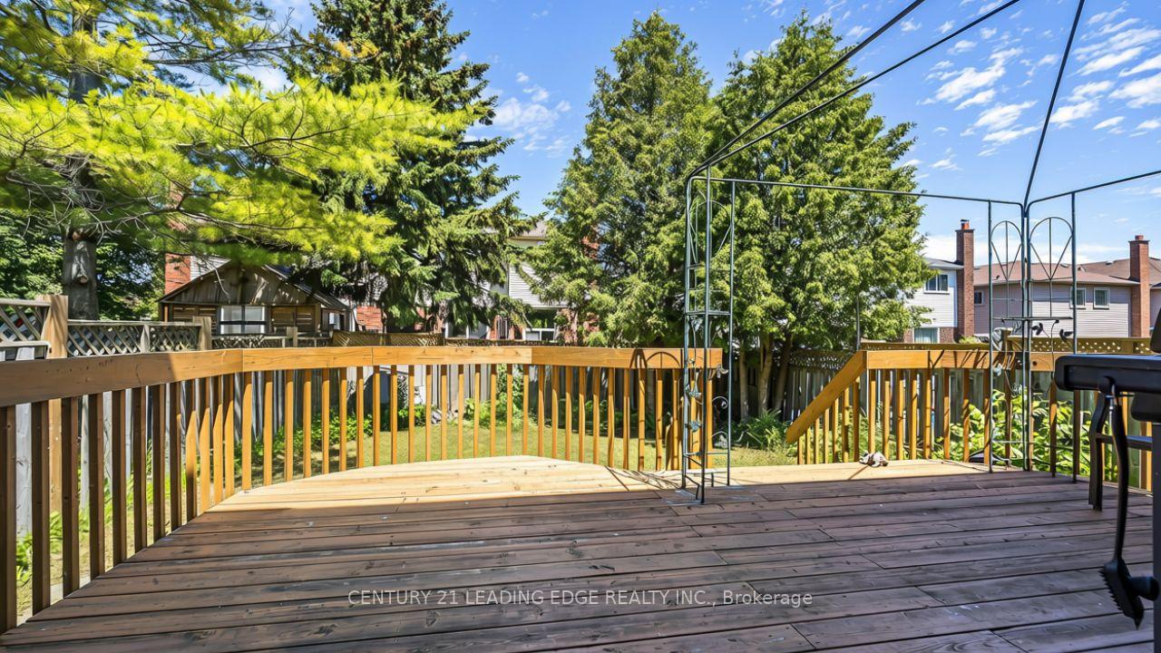 Photo 36 of 42 Hewitt Crescent, Ajax, South East — HOMEH