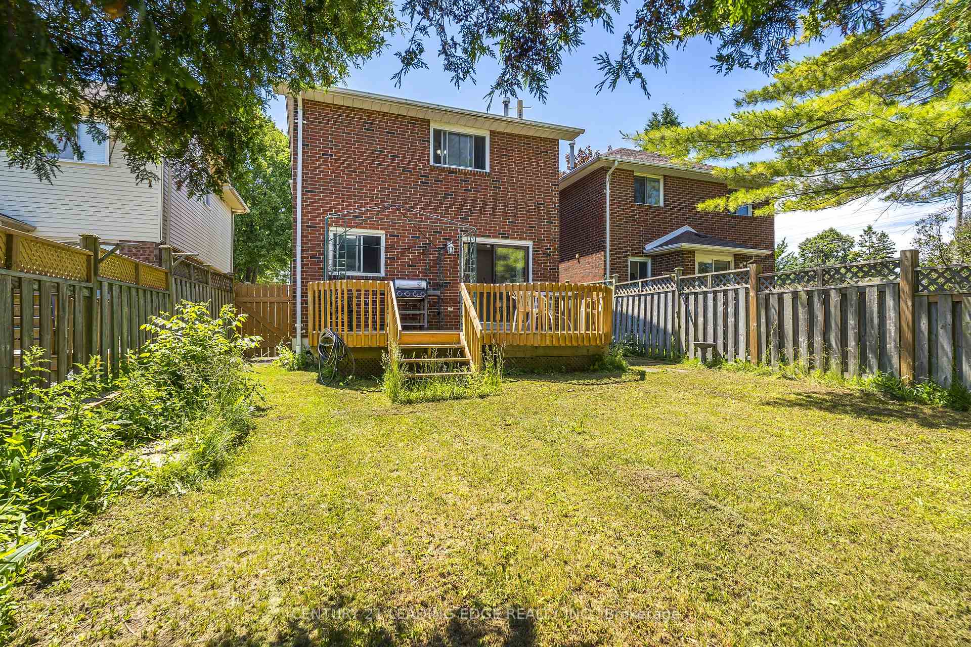 Photo 41 of 42 Hewitt Crescent, Ajax, South East — HOMEH