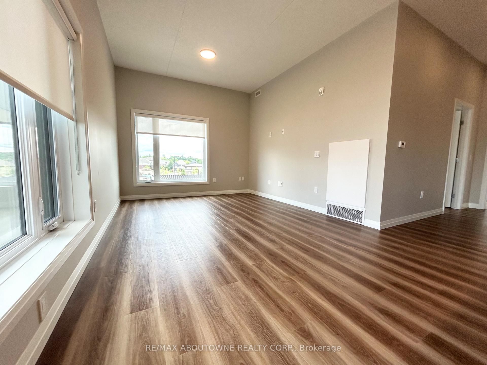 Photo 10 of Unit 117, 28 Westhill Drive, Waterloo, Westvale — HOMEH