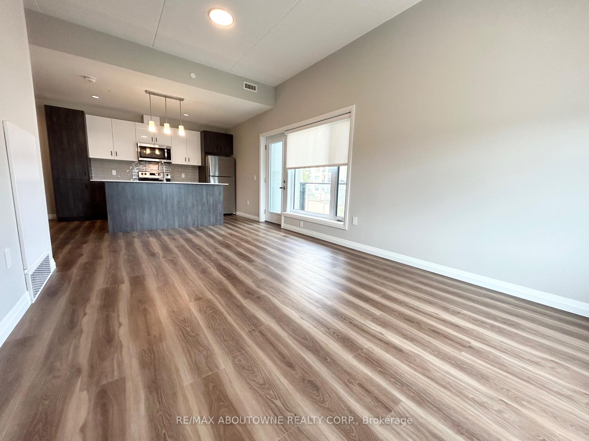 Photo 11 of Unit 117, 28 Westhill Drive, Waterloo, Westvale — HOMEH