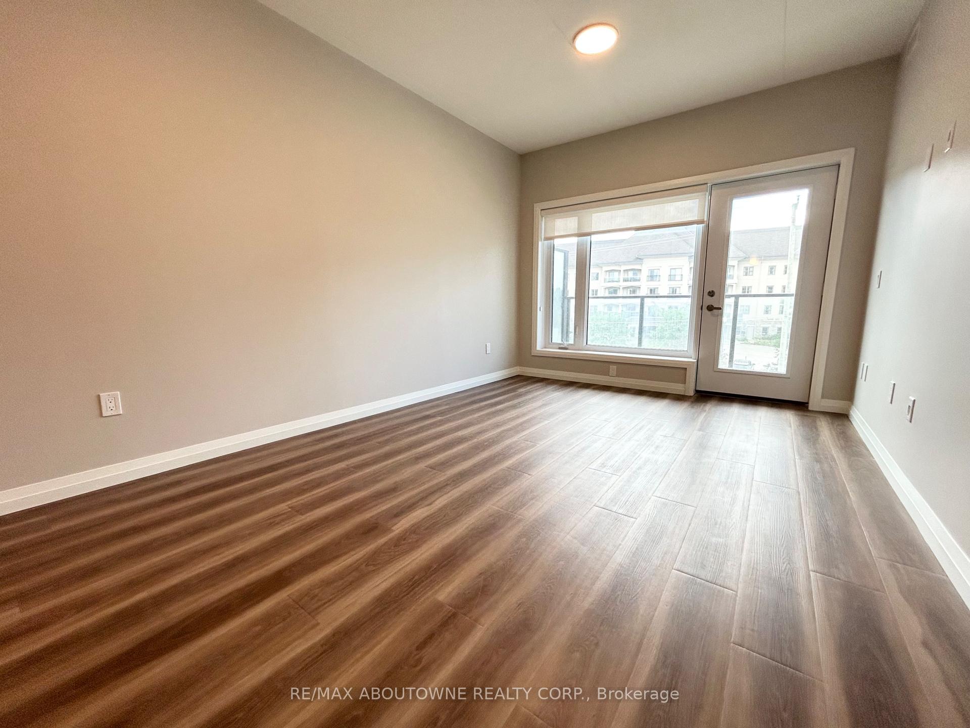 Photo 7 of Unit 315, 28 Westhill Drive, Waterloo, Westvale — HOMEH