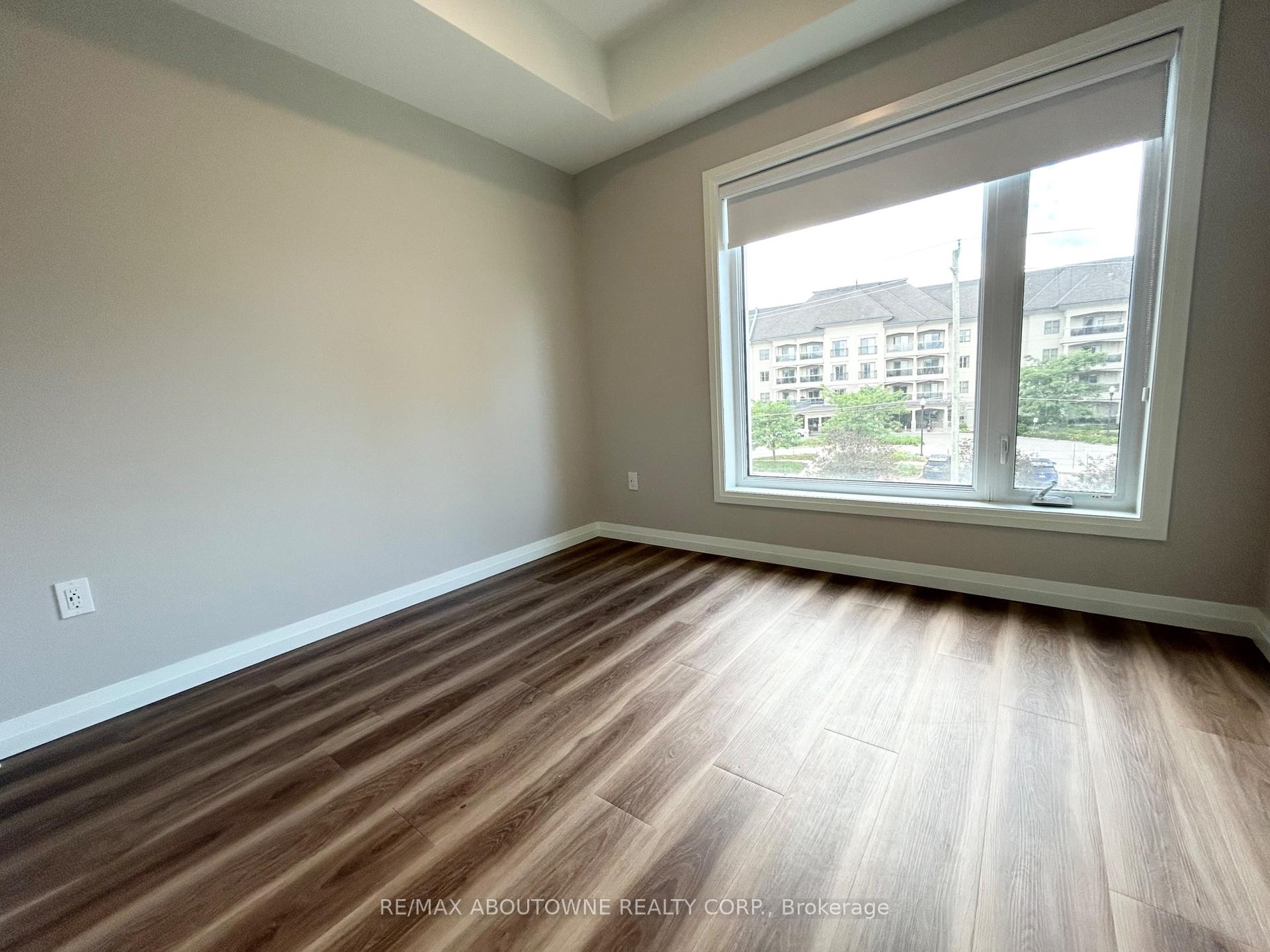 Photo 14 of Unit 315, 28 Westhill Drive, Waterloo, Westvale — HOMEH