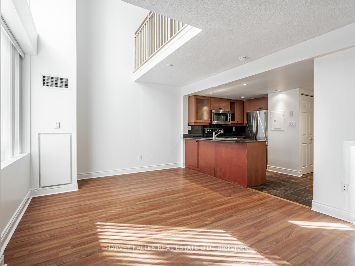 Photo 8 of Unit 708, 80 Cumberland Street, Toronto, The Annex — HOMEH