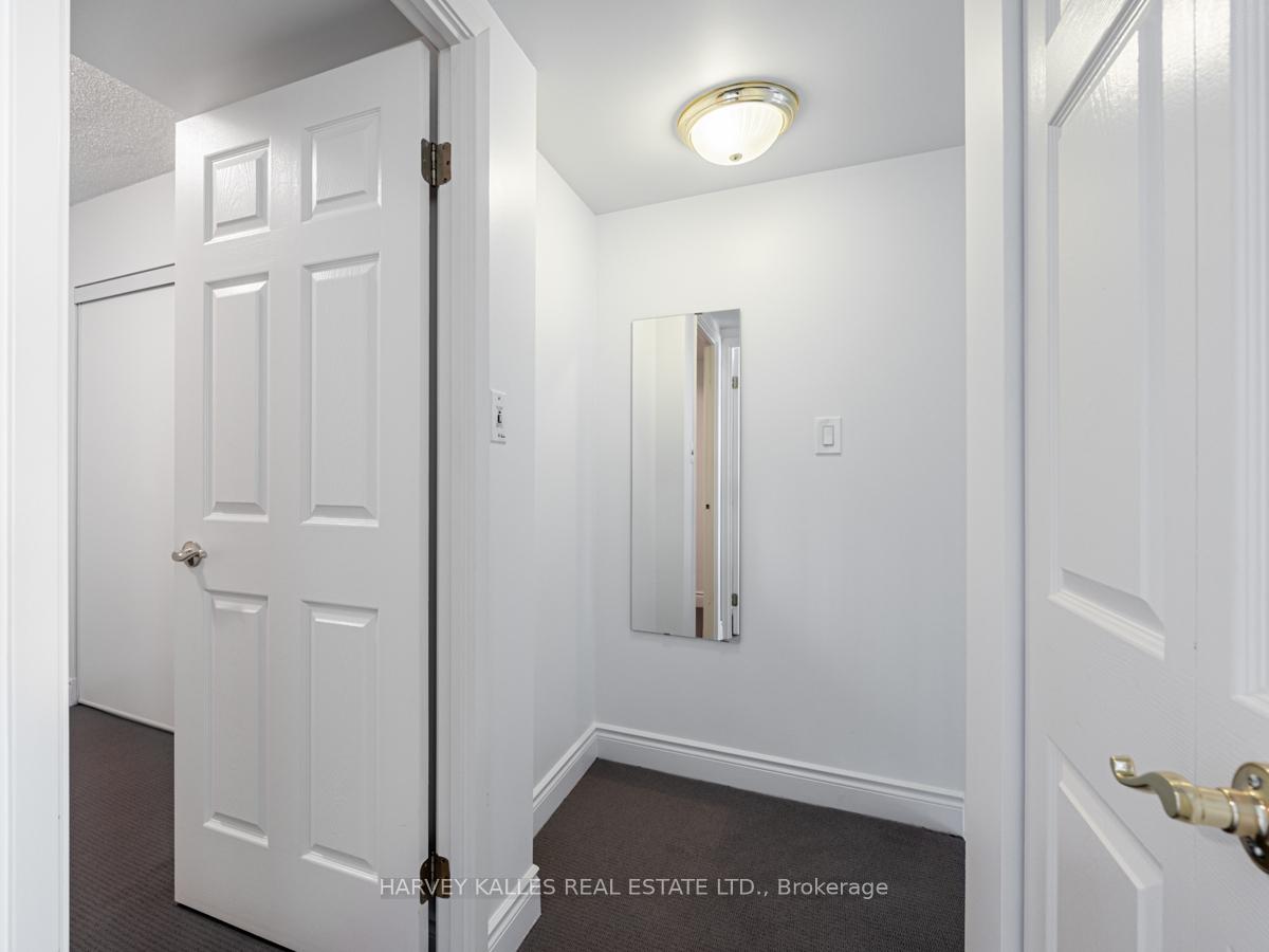 Photo 14 of Unit 708, 80 Cumberland Street, Toronto, The Annex — HOMEH