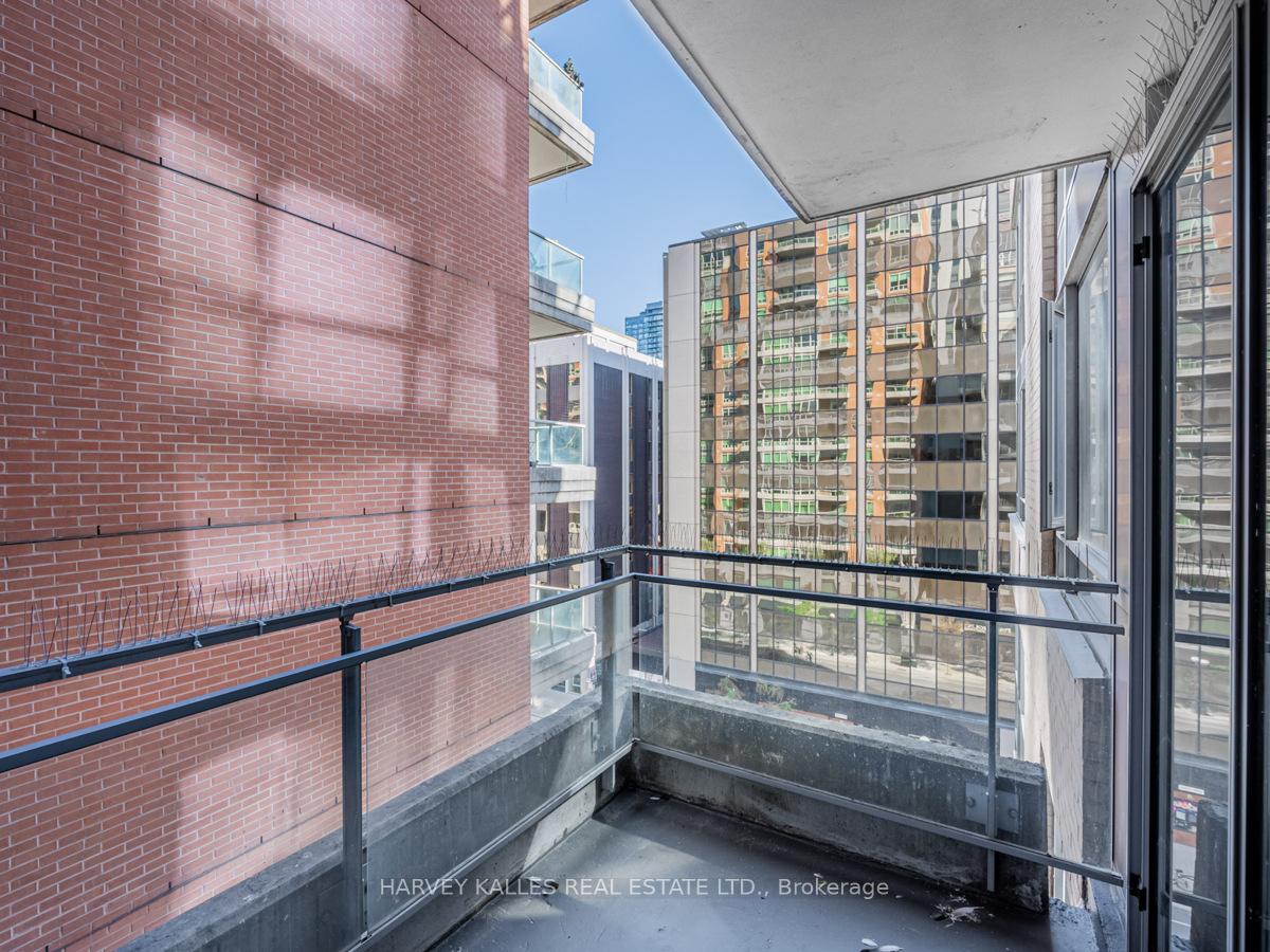 Photo 22 of Unit 708, 80 Cumberland Street, Toronto, The Annex — HOMEH