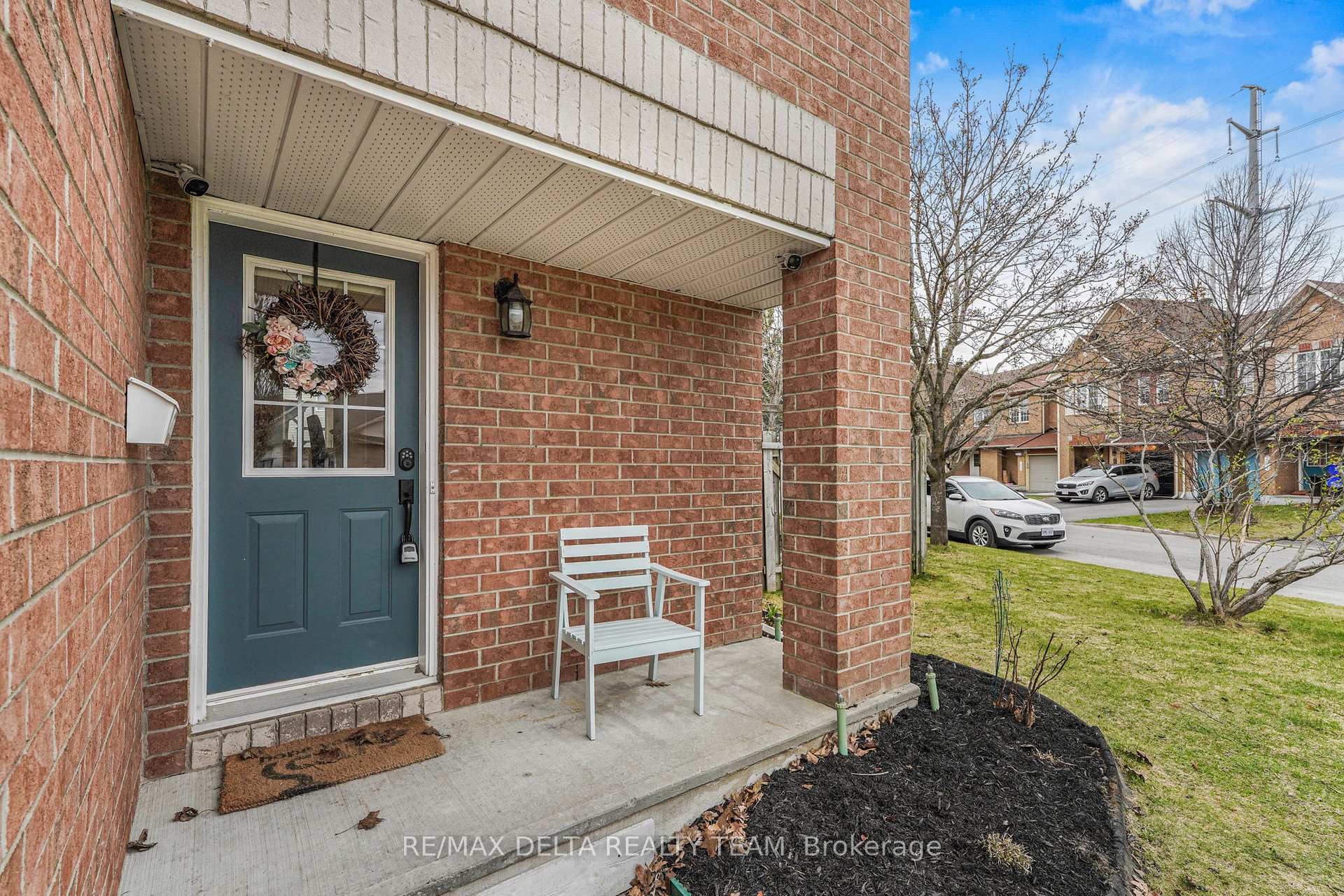 Photo 3 of 540 Chardonnay Drive, Ottawa, Avalon East — HOMEH