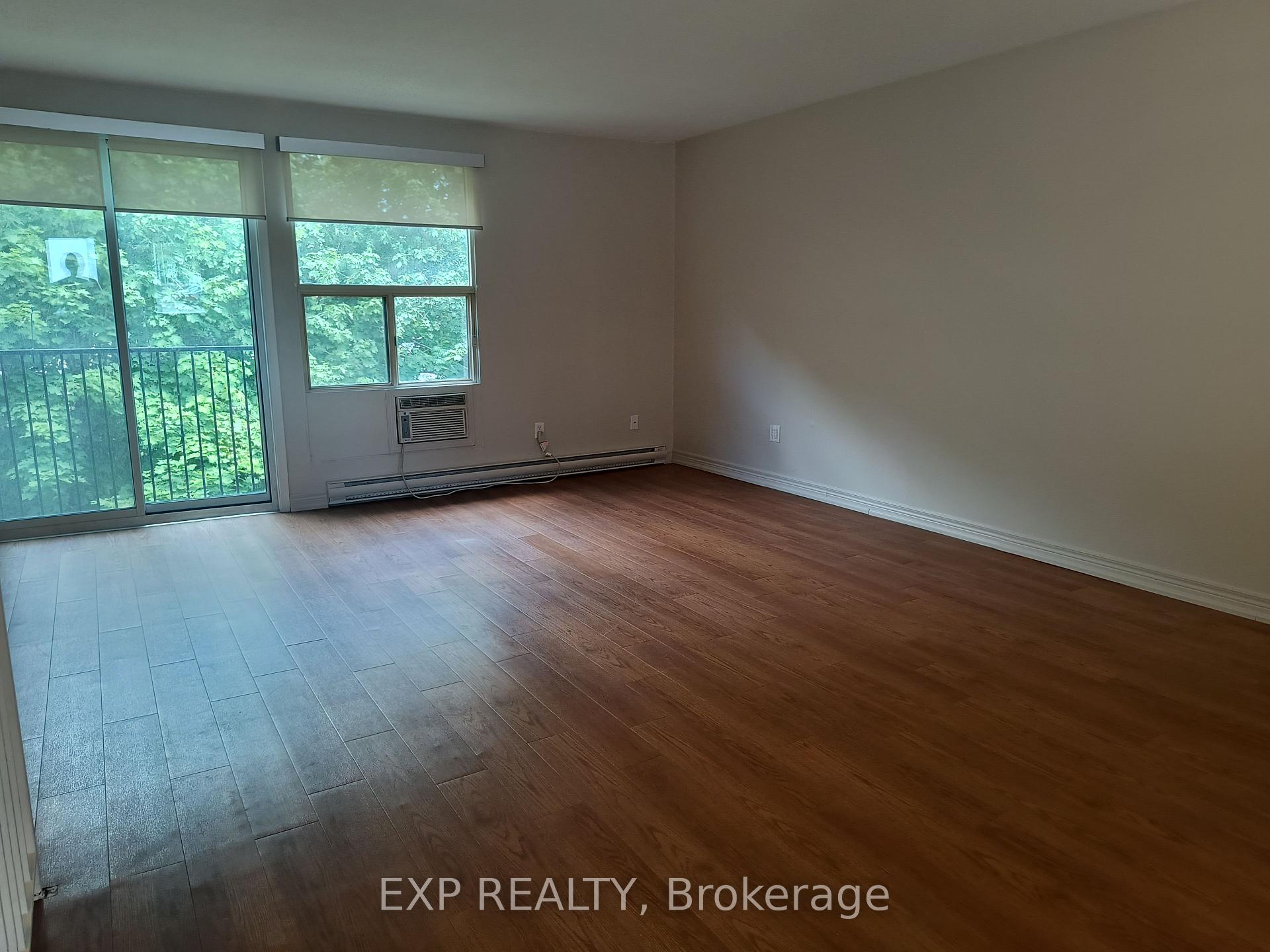 Photo 7 of Unit 004, 1310 Richmond Road, Ottawa, Lincoln Heights — HOMEH