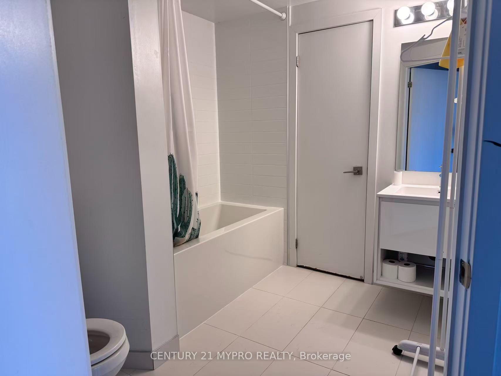 Photo 4 of Unit 3403, 159 Wellesley Street E, Toronto, Cabbagetown-South St. James Town — HOMEH