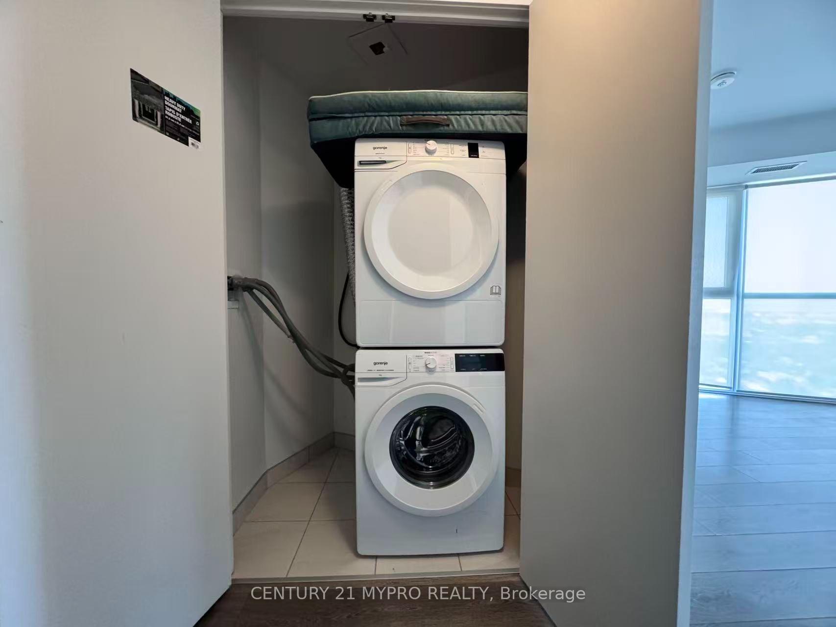 Photo 5 of Unit 3403, 159 Wellesley Street E, Toronto, Cabbagetown-South St. James Town — HOMEH