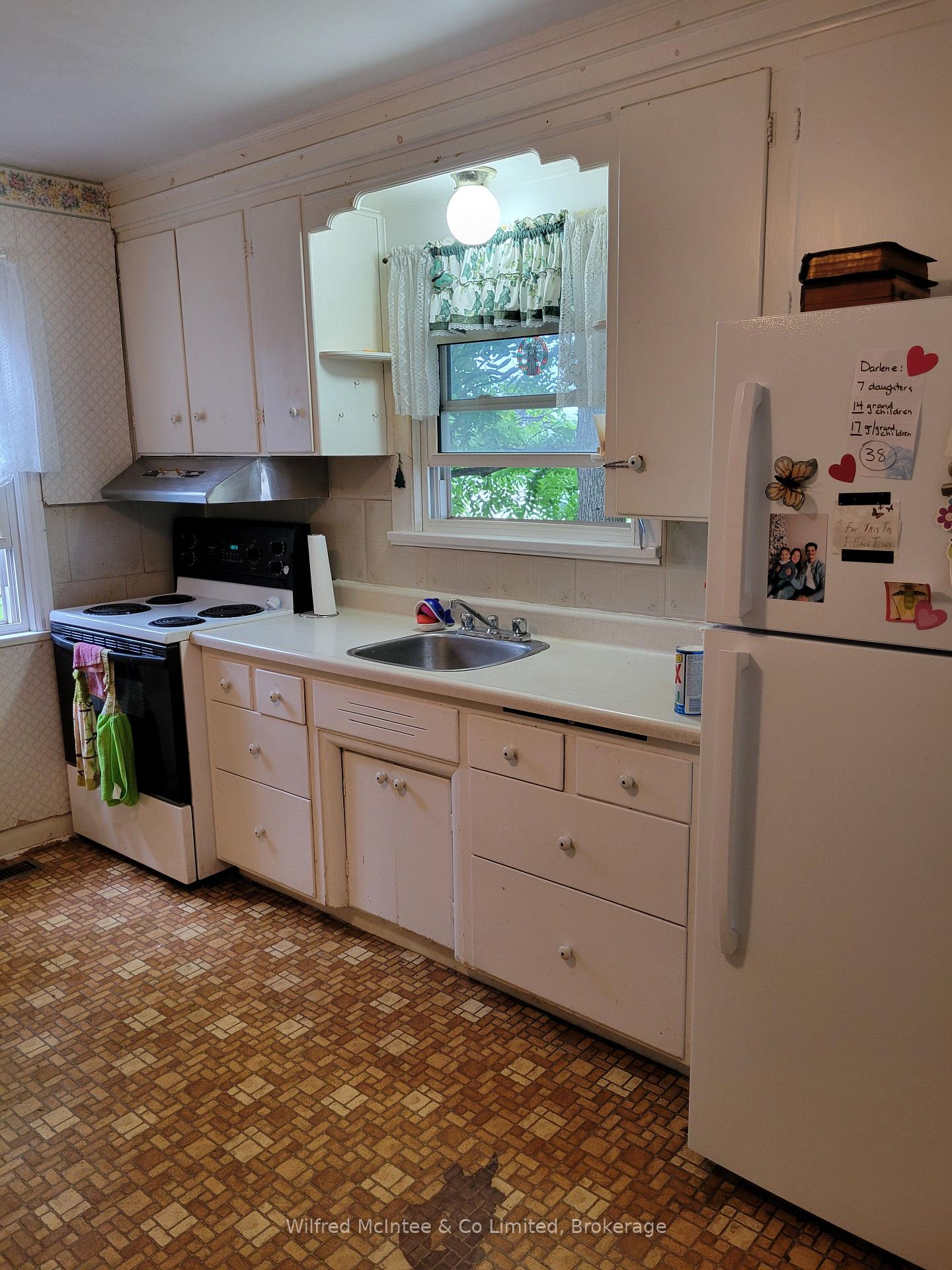 Photo 5 of 575 11th Street, Hanover — HOMEH