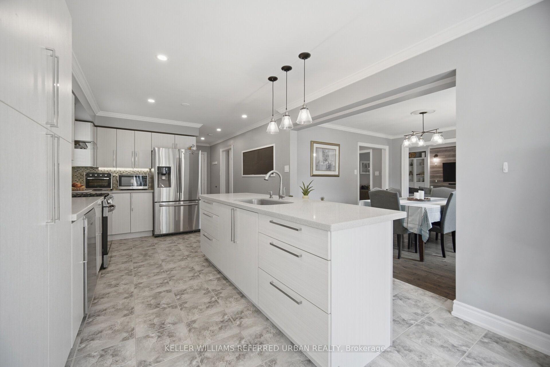 Photo 14 of 46 Lipton Crescent, Whitby, Pringle Creek — HOMEH