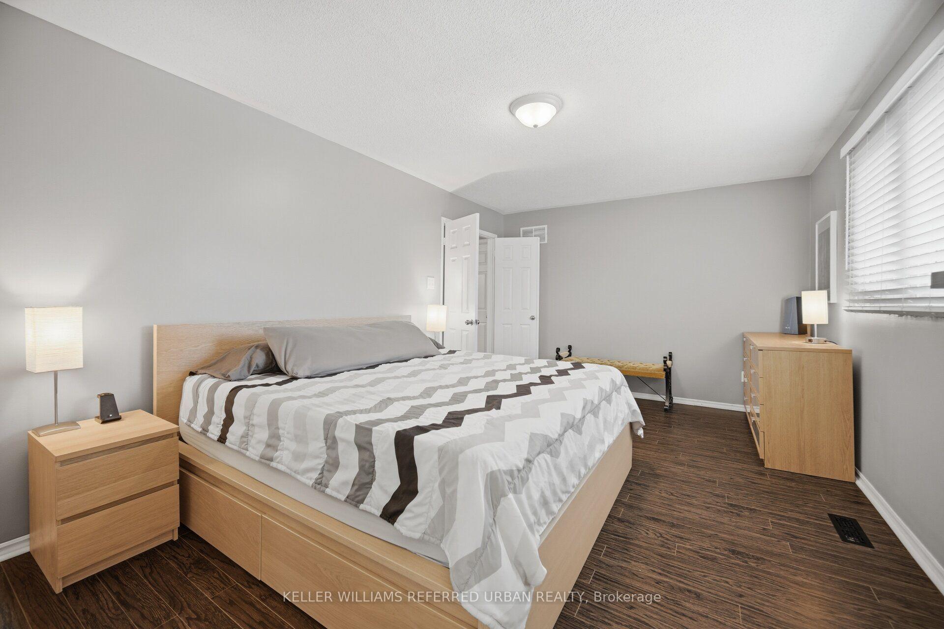 Photo 24 of 46 Lipton Crescent, Whitby, Pringle Creek — HOMEH