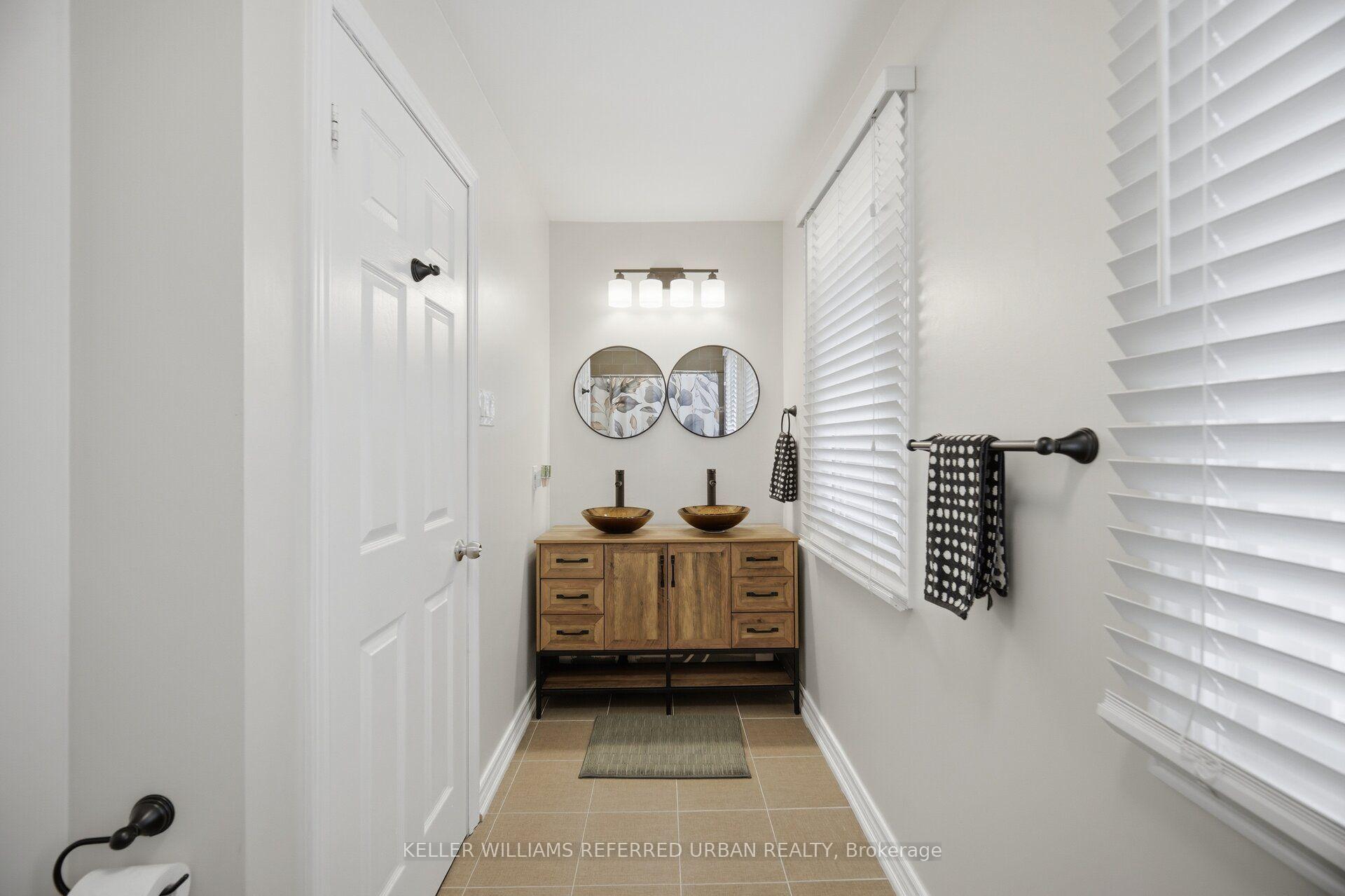 Photo 29 of 46 Lipton Crescent, Whitby, Pringle Creek — HOMEH