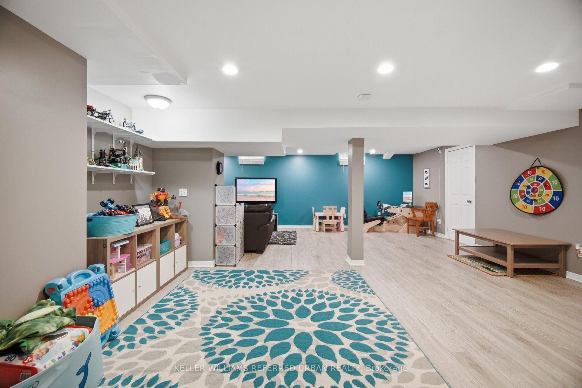 Photo 33 of 46 Lipton Crescent, Whitby, Pringle Creek — HOMEH