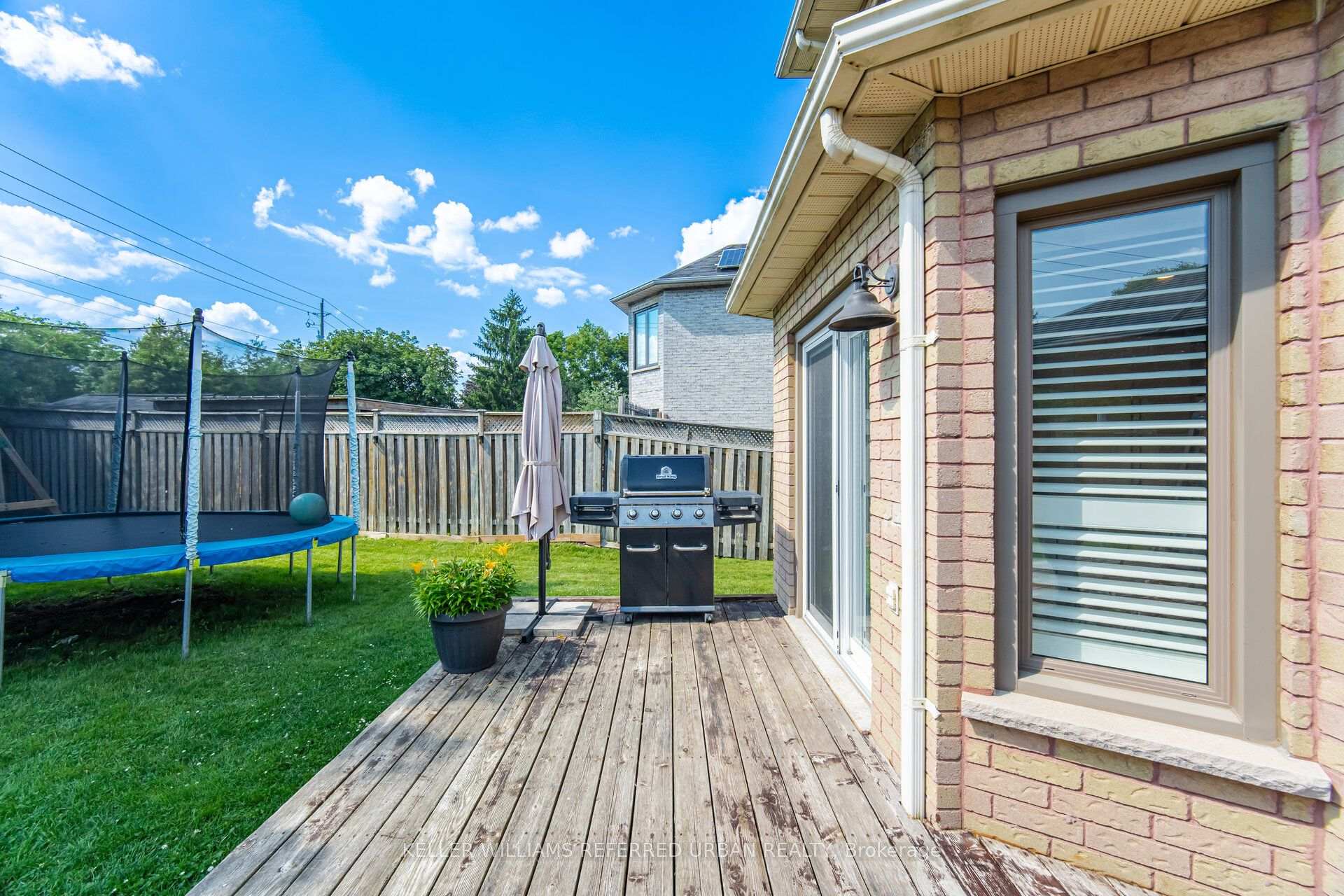 Photo 39 of 46 Lipton Crescent, Whitby, Pringle Creek — HOMEH
