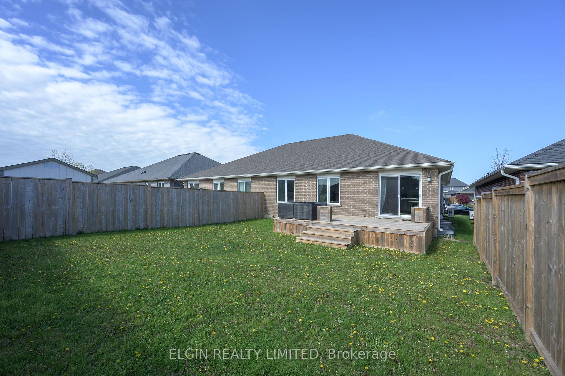 Photo 31 of 9 Ashberry Place, St. Thomas — HOMEH