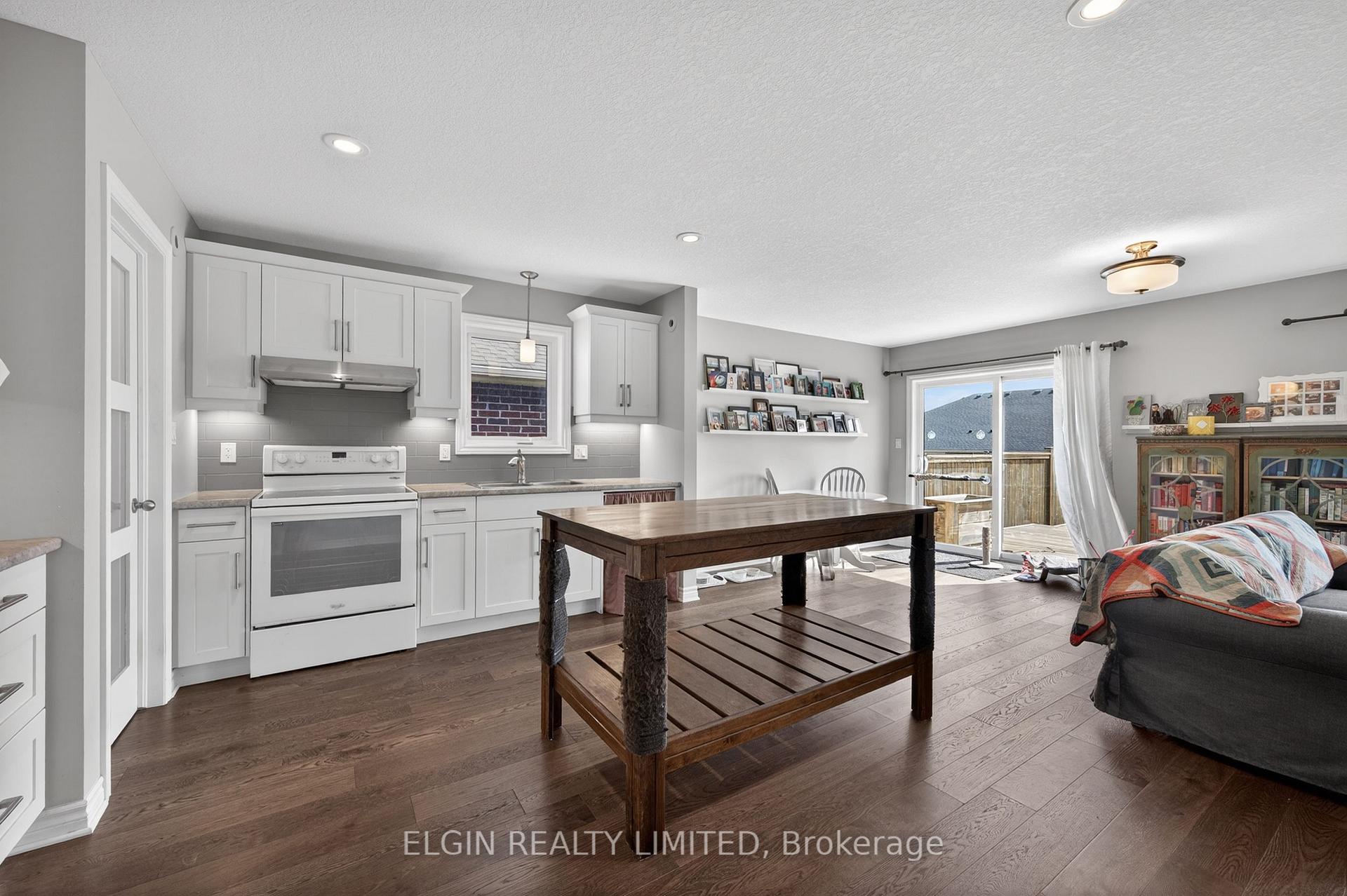 Photo 35 of 9 Ashberry Place, St. Thomas — HOMEH