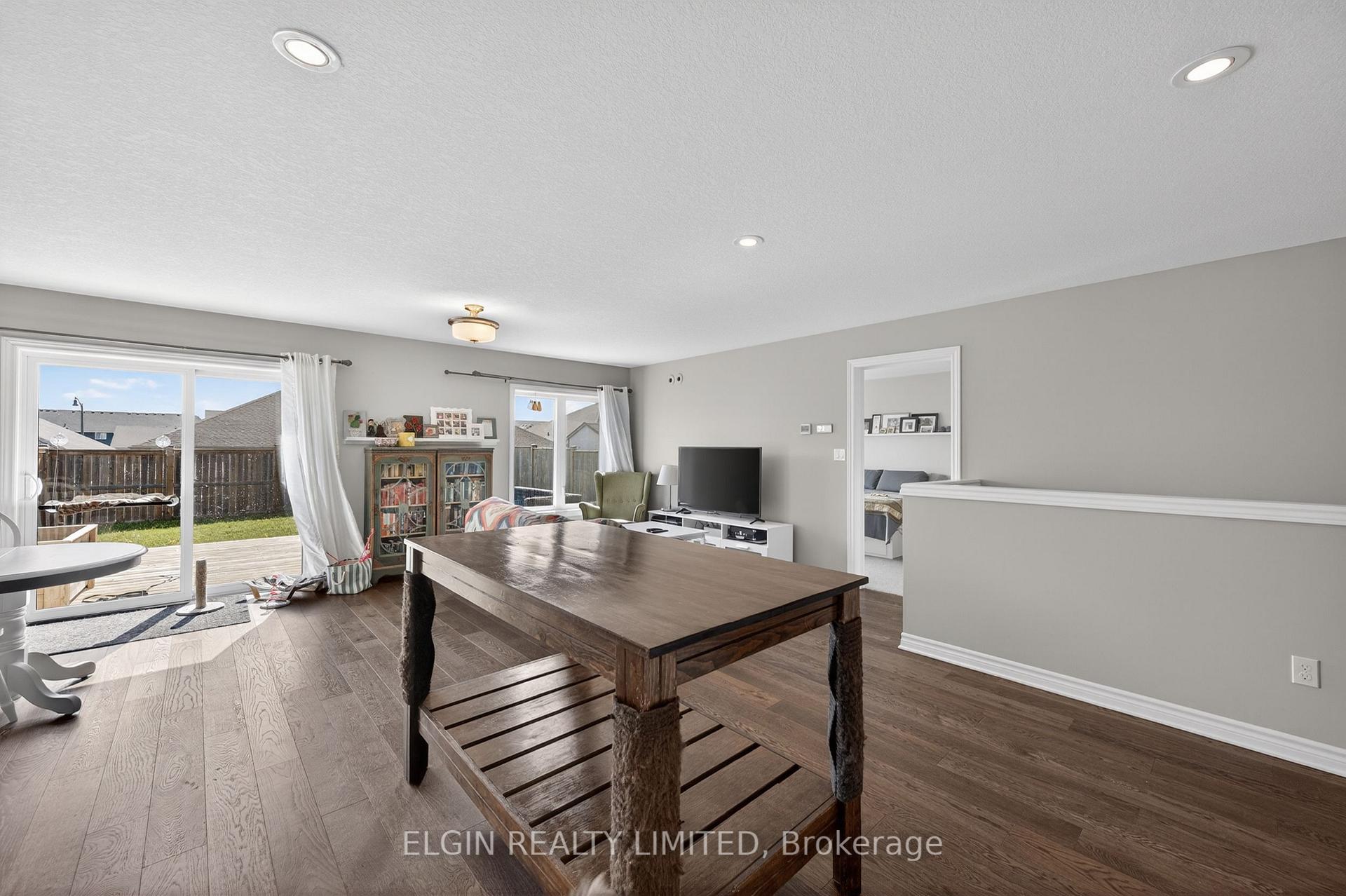 Photo 41 of 9 Ashberry Place, St. Thomas — HOMEH