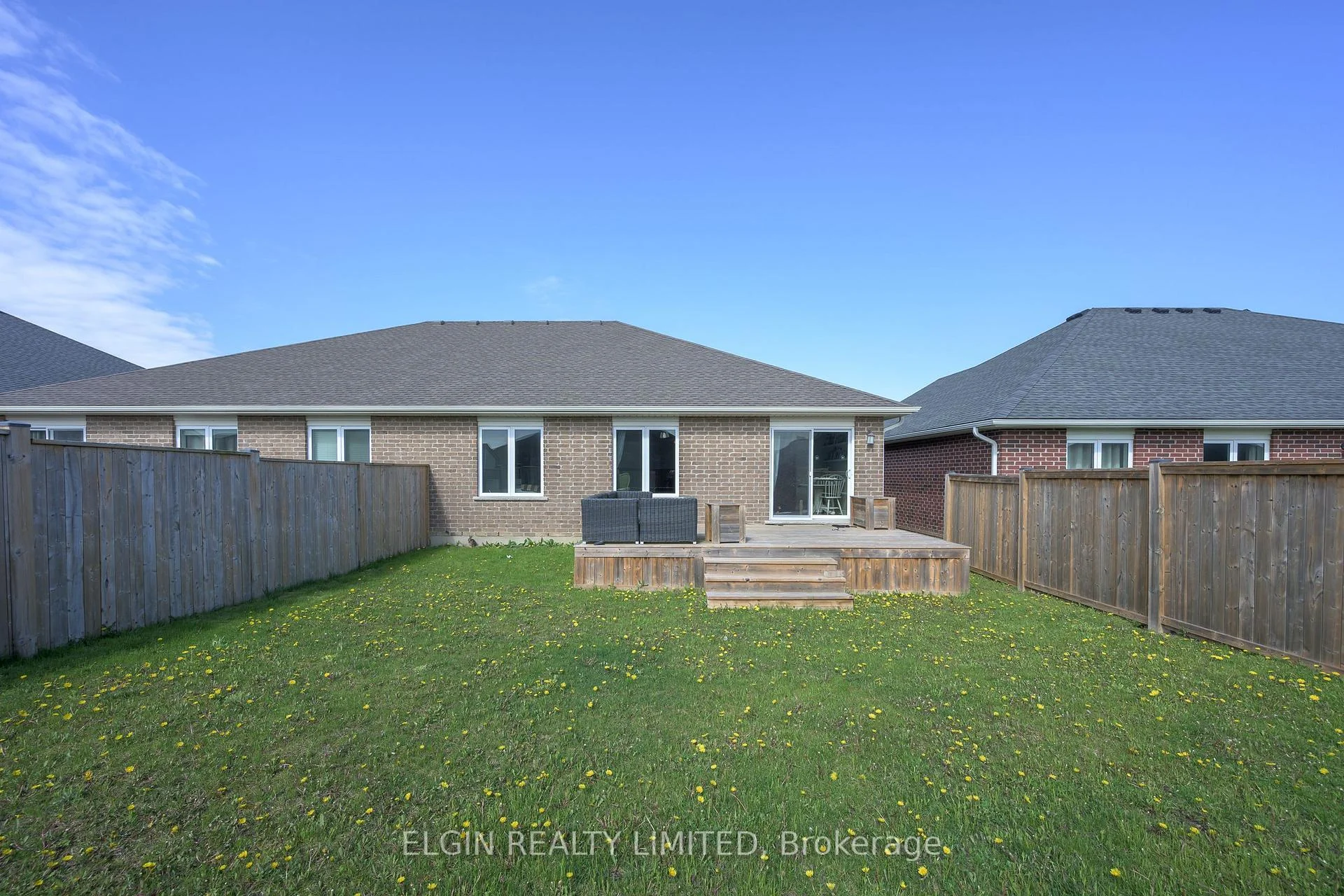Photo 6 of 9 Ashberry Place, St. Thomas — HOMEH