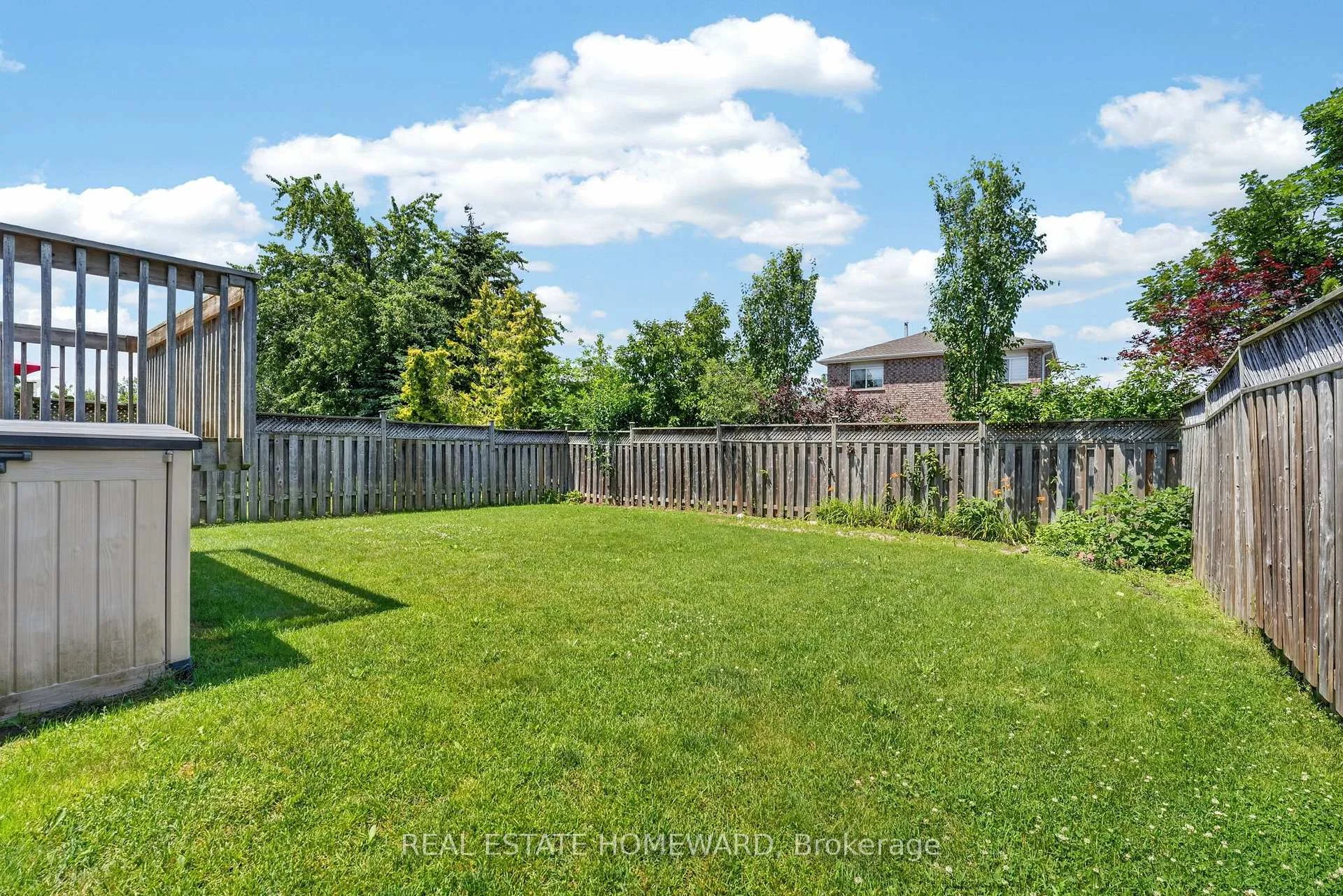 Photo 6 of 26 Nicole Marie Avenue, Barrie, East Bayfield — HOMEH